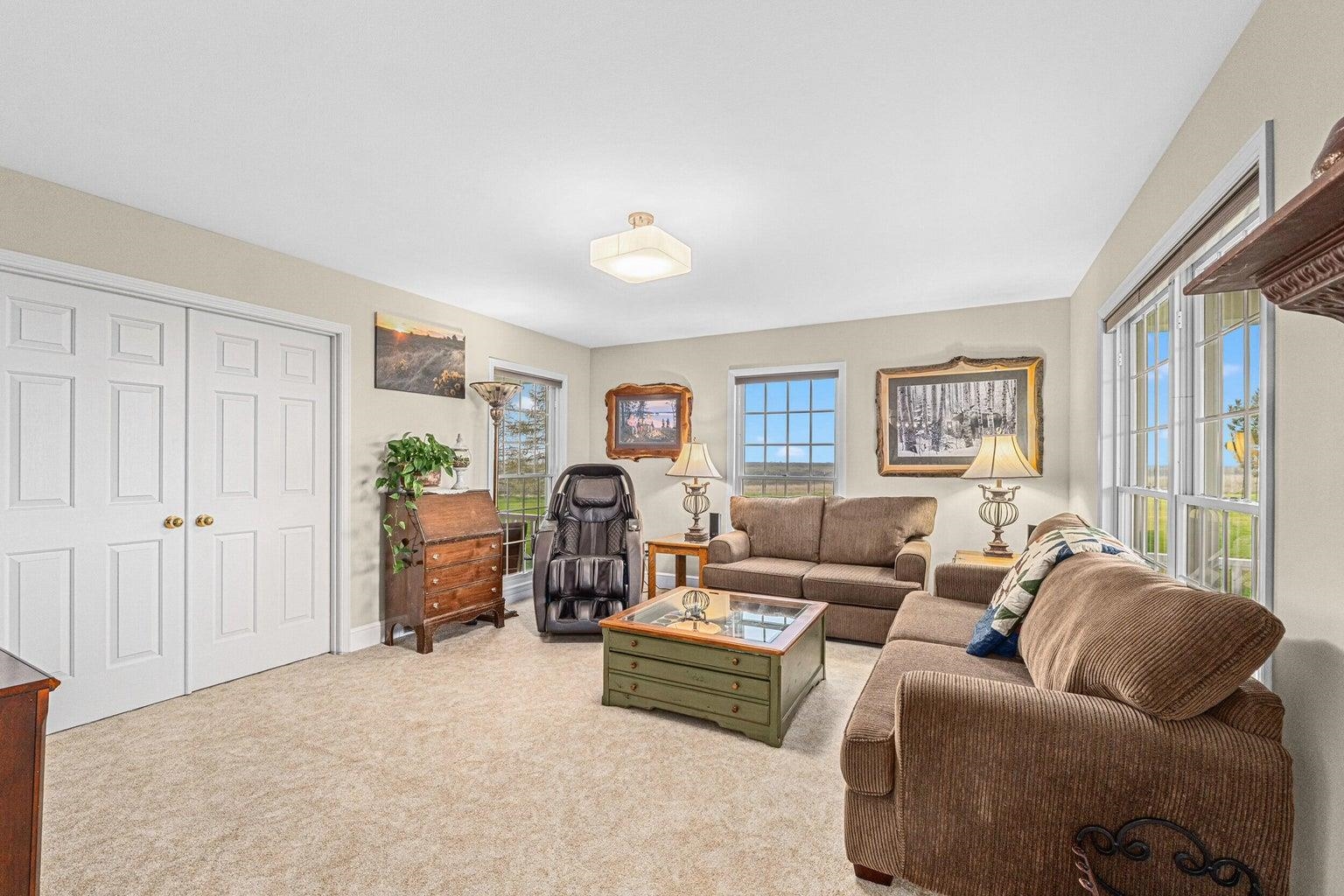 34462 E Cottonwood Creek Rd - Photo 7