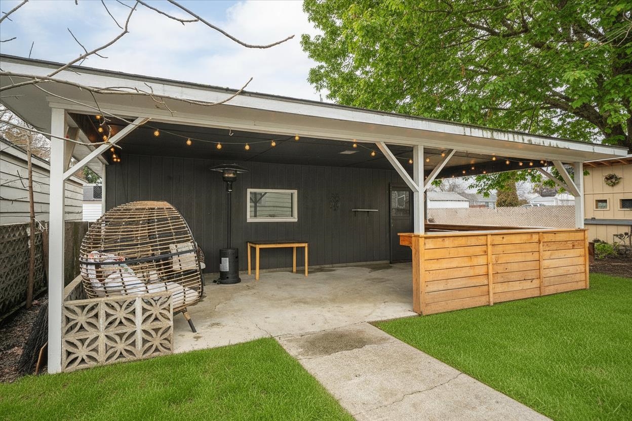2307 W Rowan Ave - Photo 11