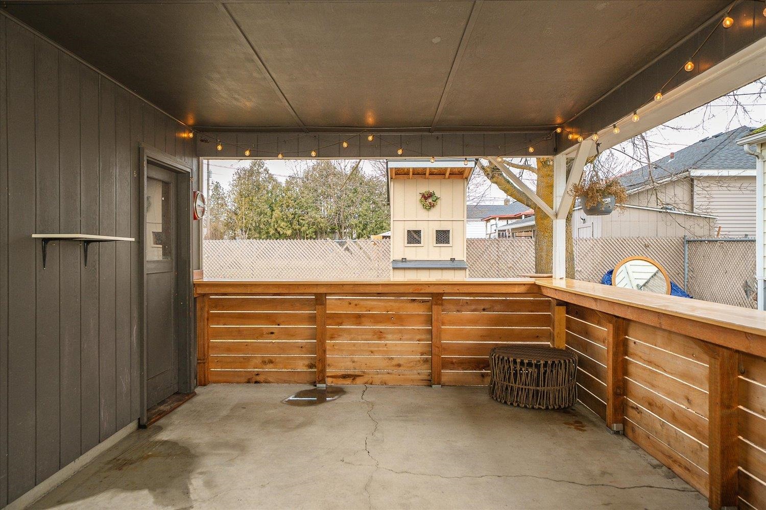 2307 W Rowan Ave - Photo 13