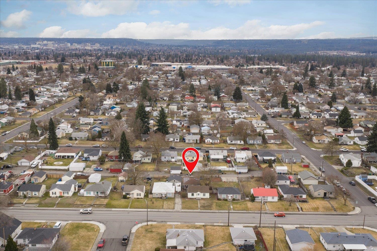 2307 W Rowan Ave - Photo 17