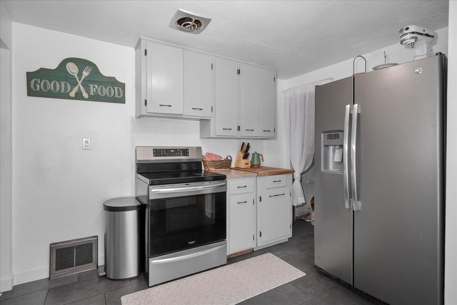 2307 W Rowan Ave - Photo 3