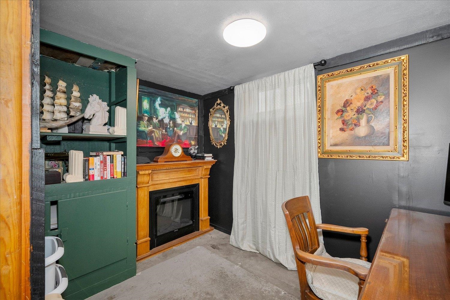 2307 W Rowan Ave - Photo 9