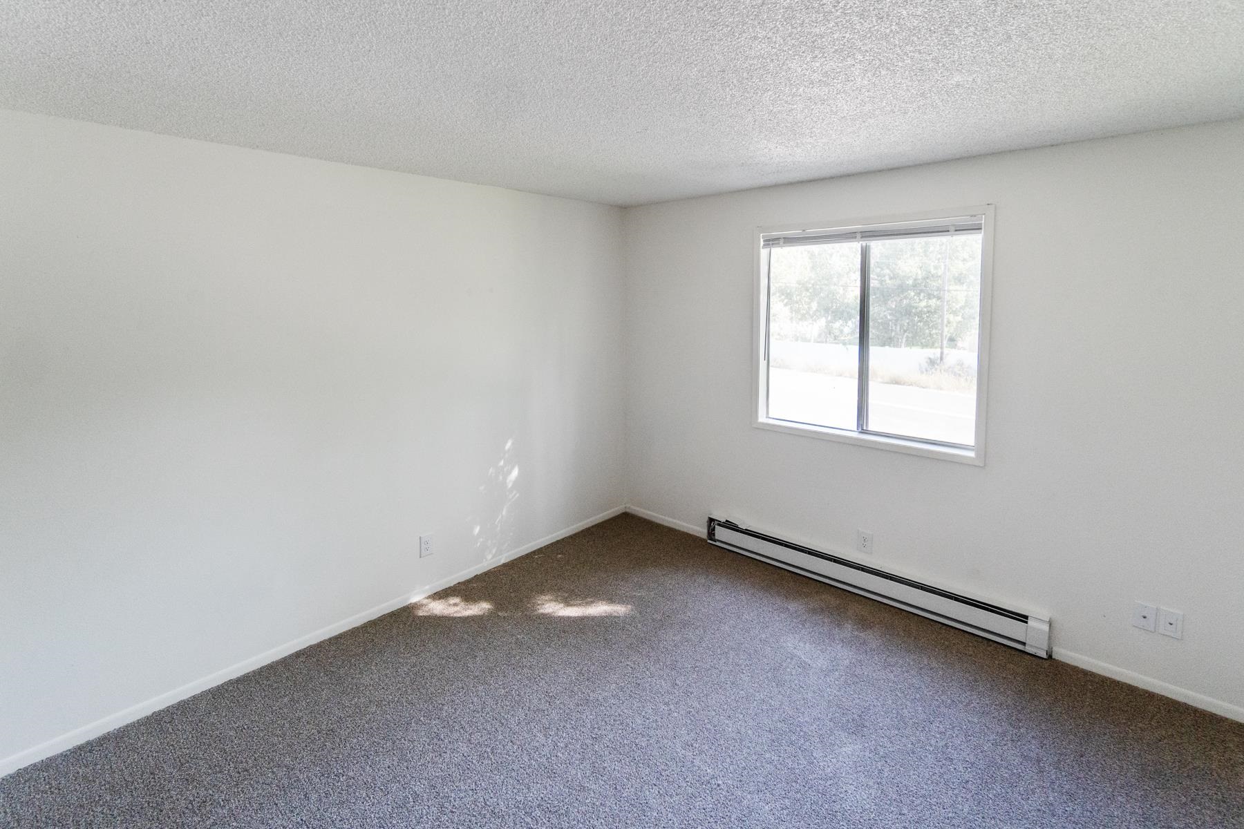 2616-2618 S Blake Rd - Photo 8