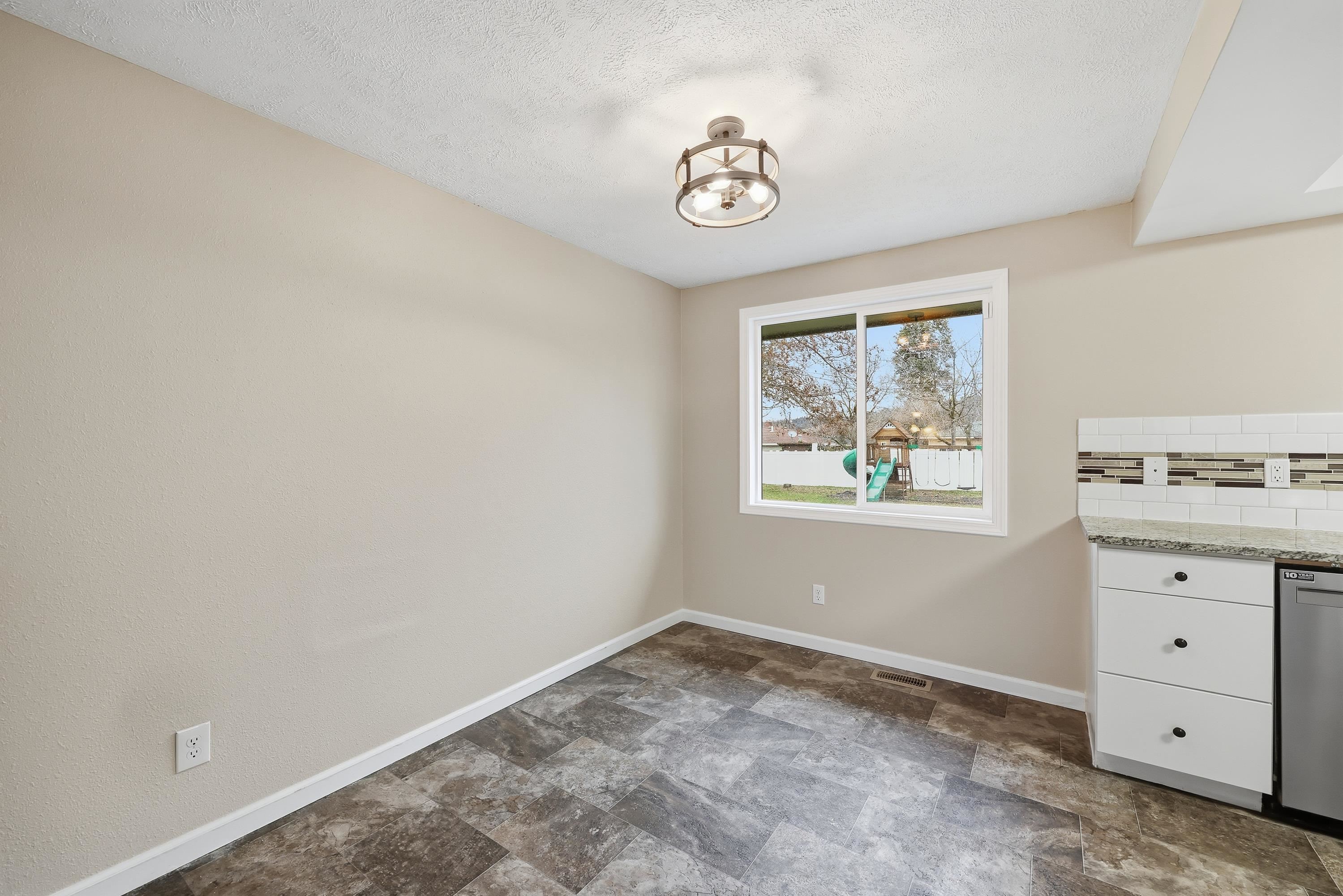 11619 E Buckeye Ave - Photo 11