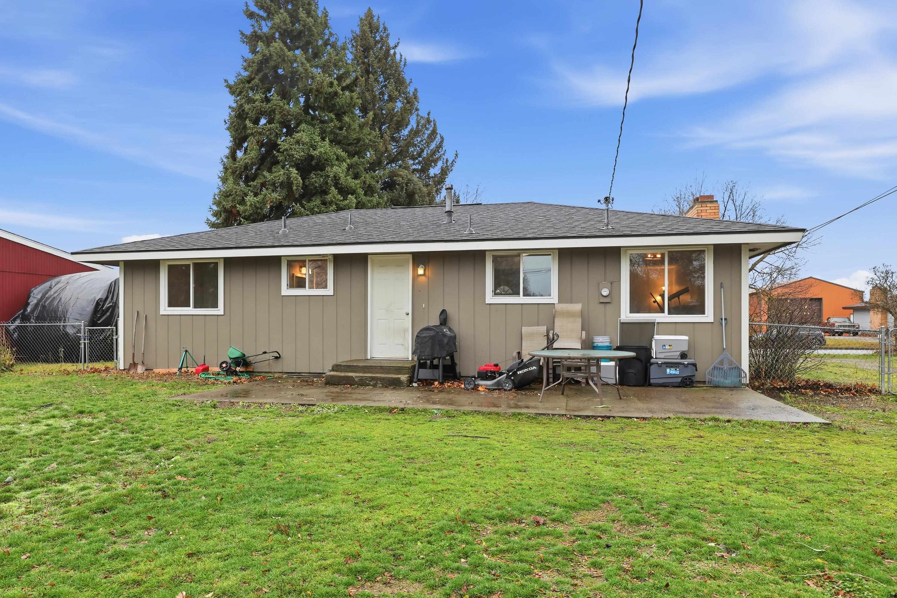 11619 E Buckeye Ave - Photo 3