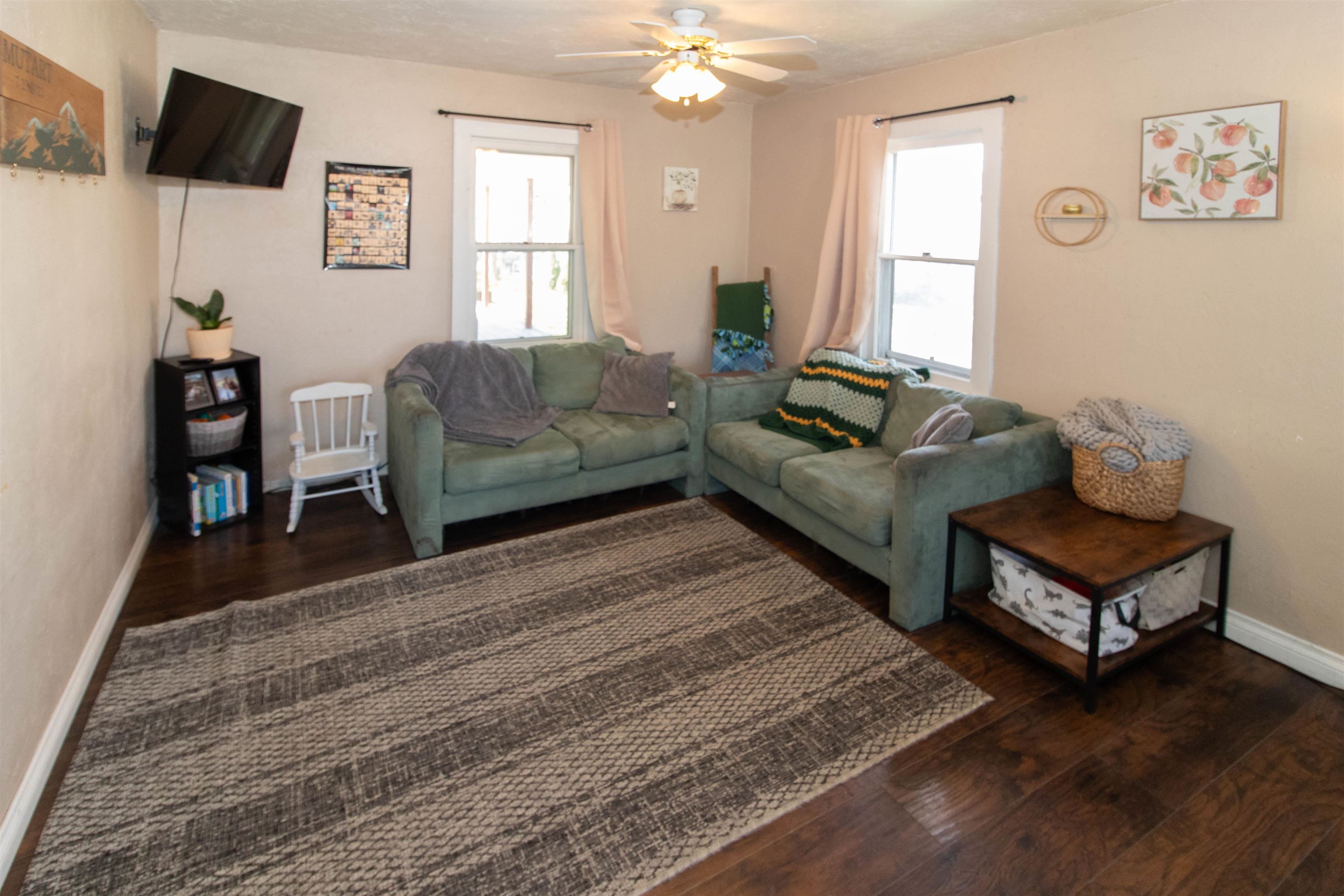 4311 W Everett Ave - Photo 3