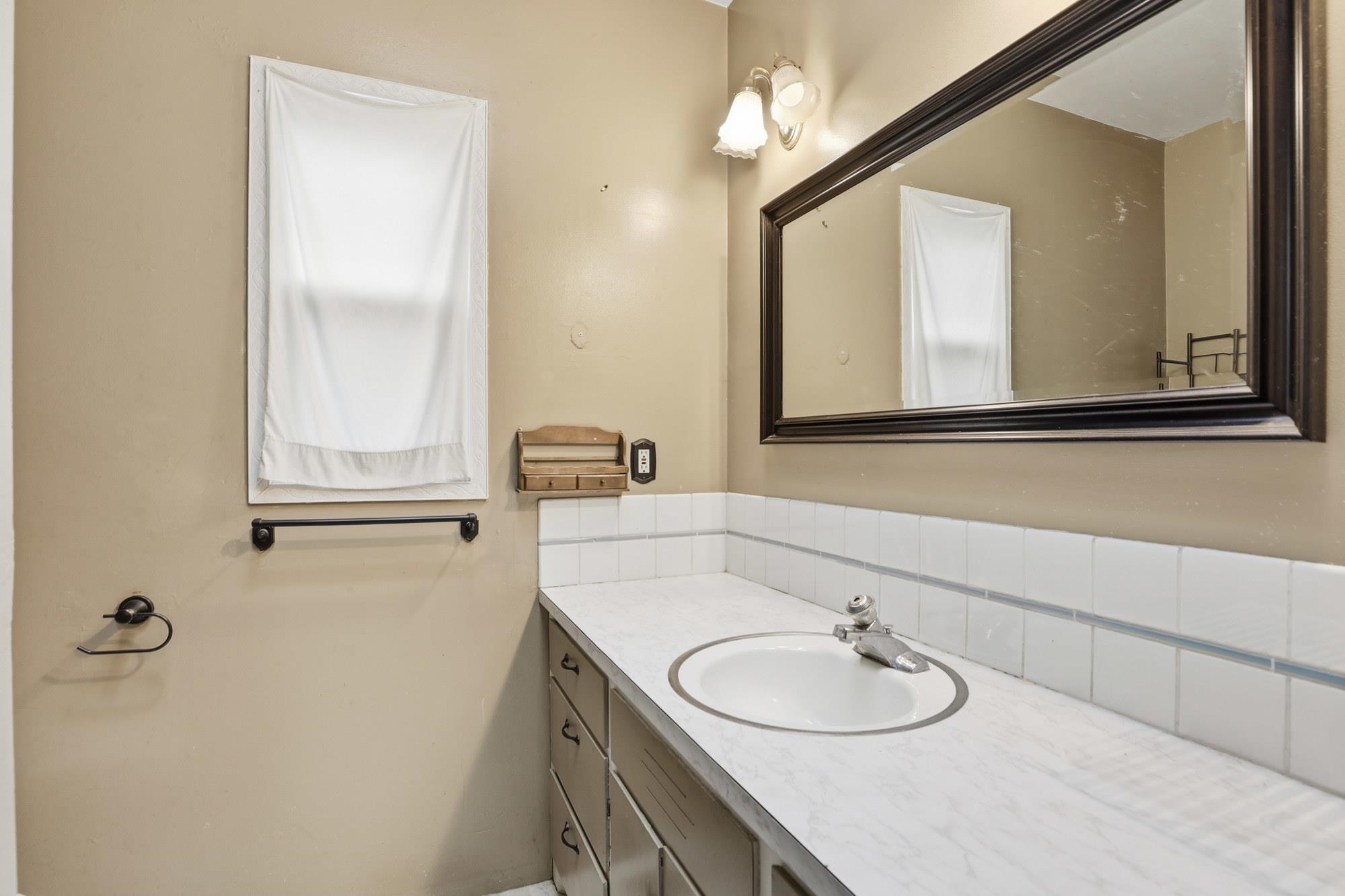 3110 N Jefferson St - Photo 13