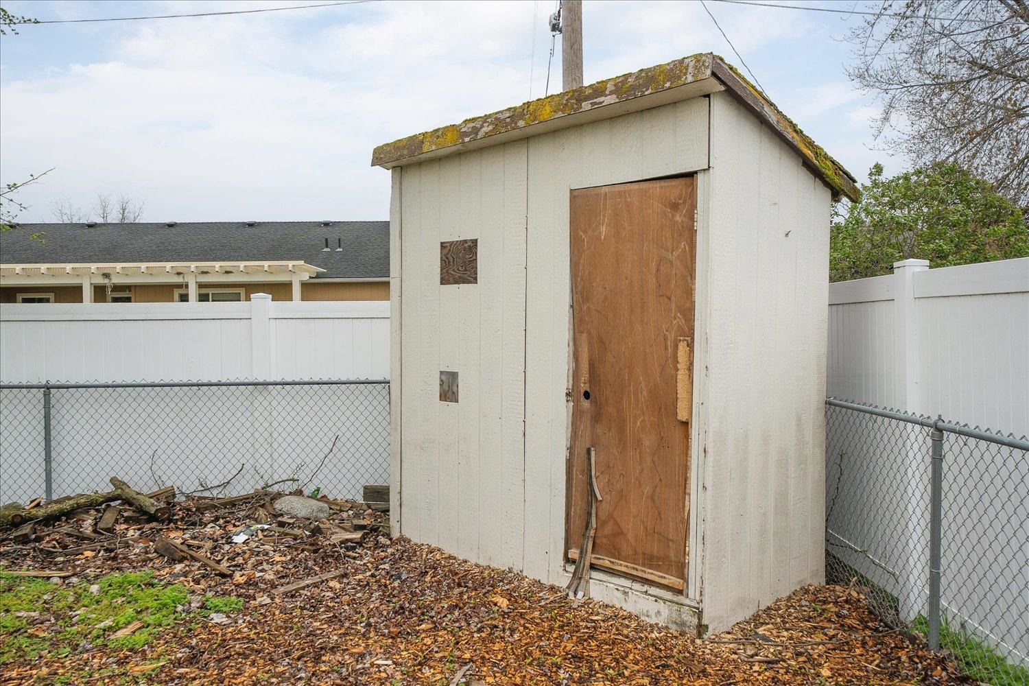 14104 E Sharp Ave - Photo 47