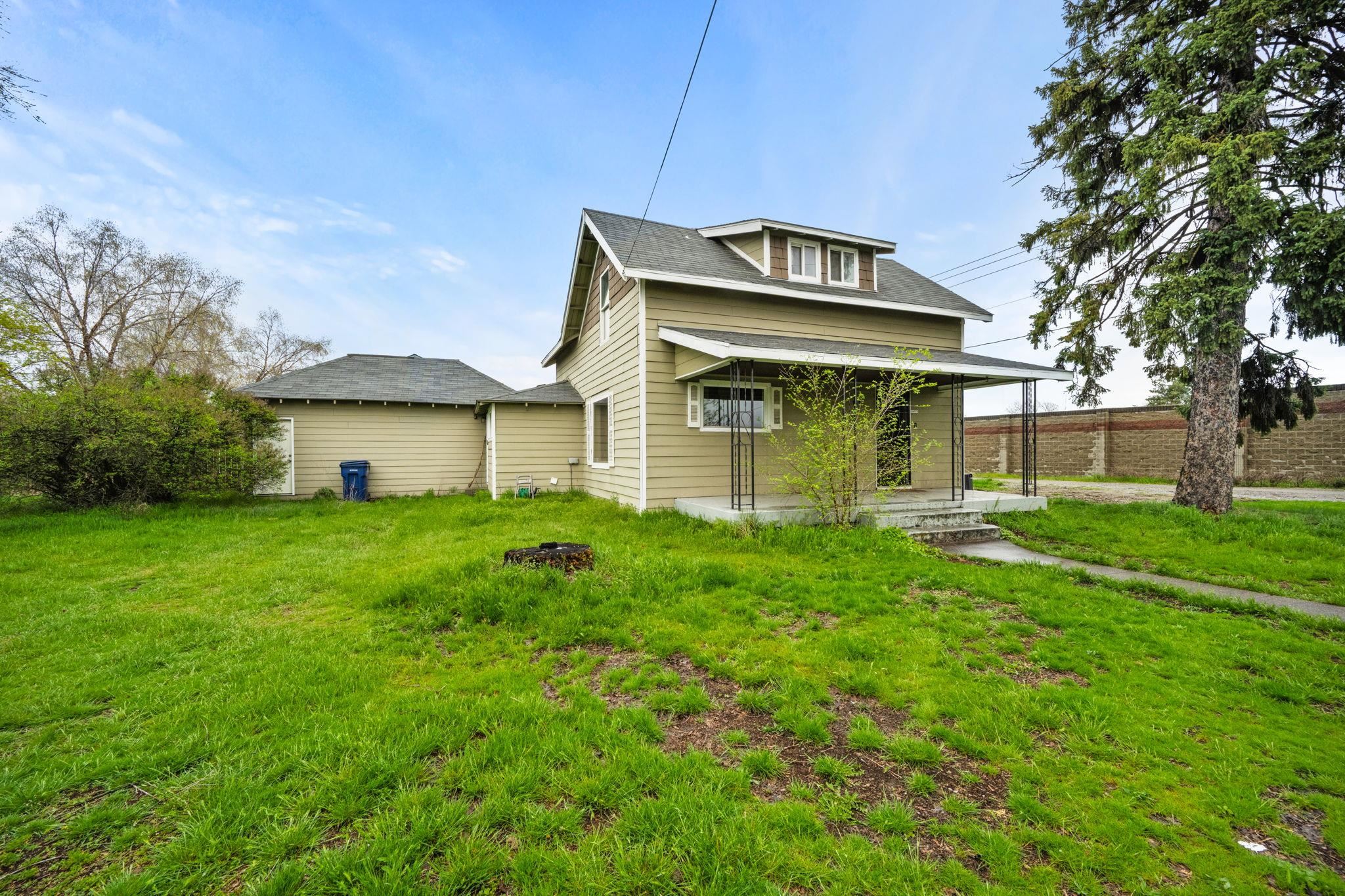 1831 N Woodruff Rd - Photo 3