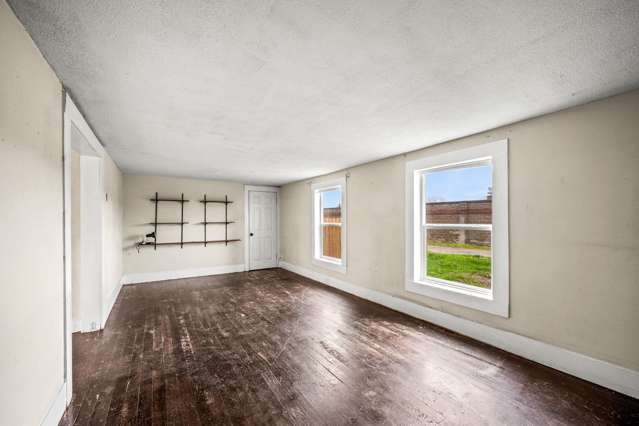 1831 N Woodruff Rd - Photo 5