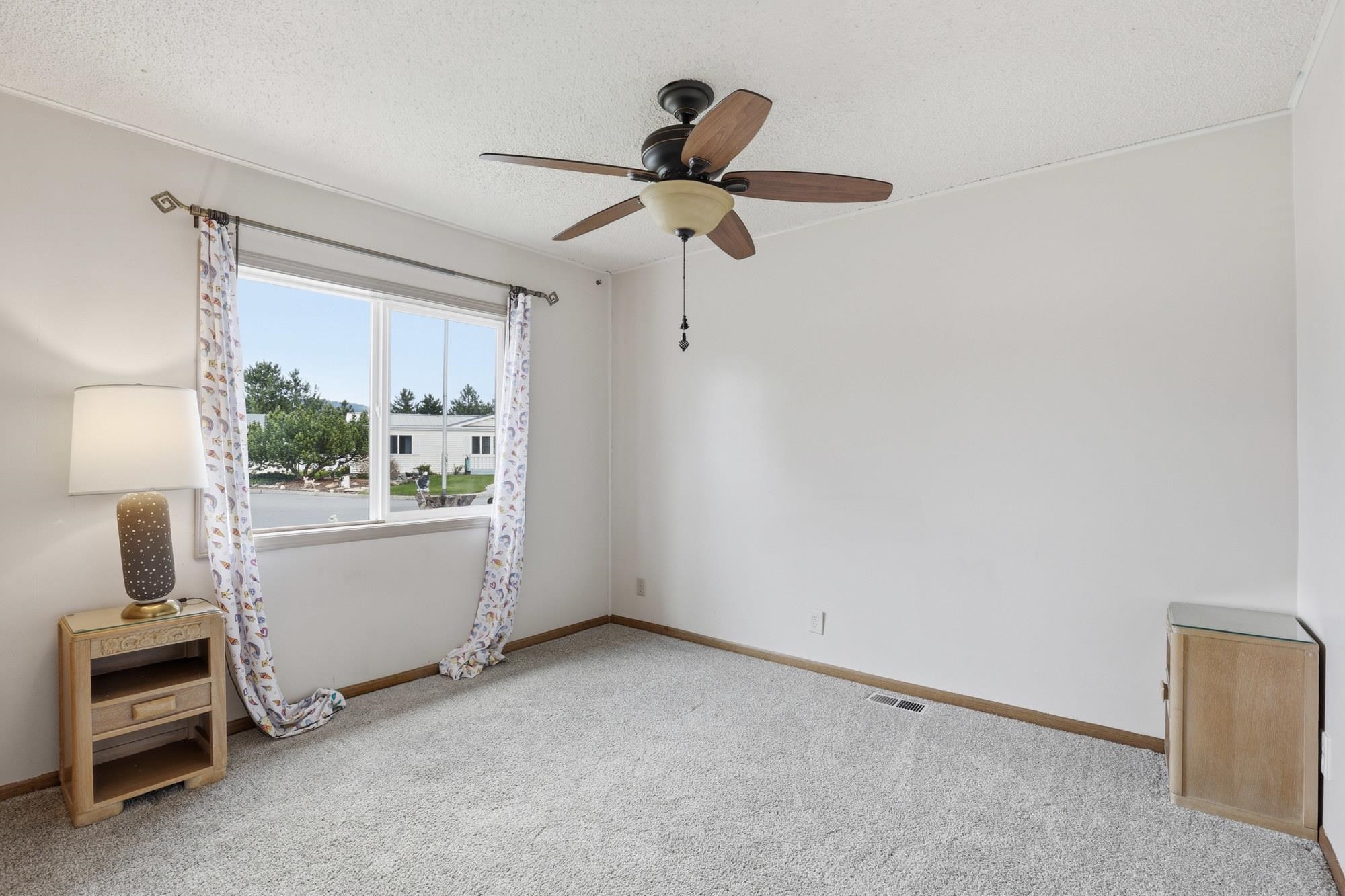 18720 E Fairview Ct - Photo 19
