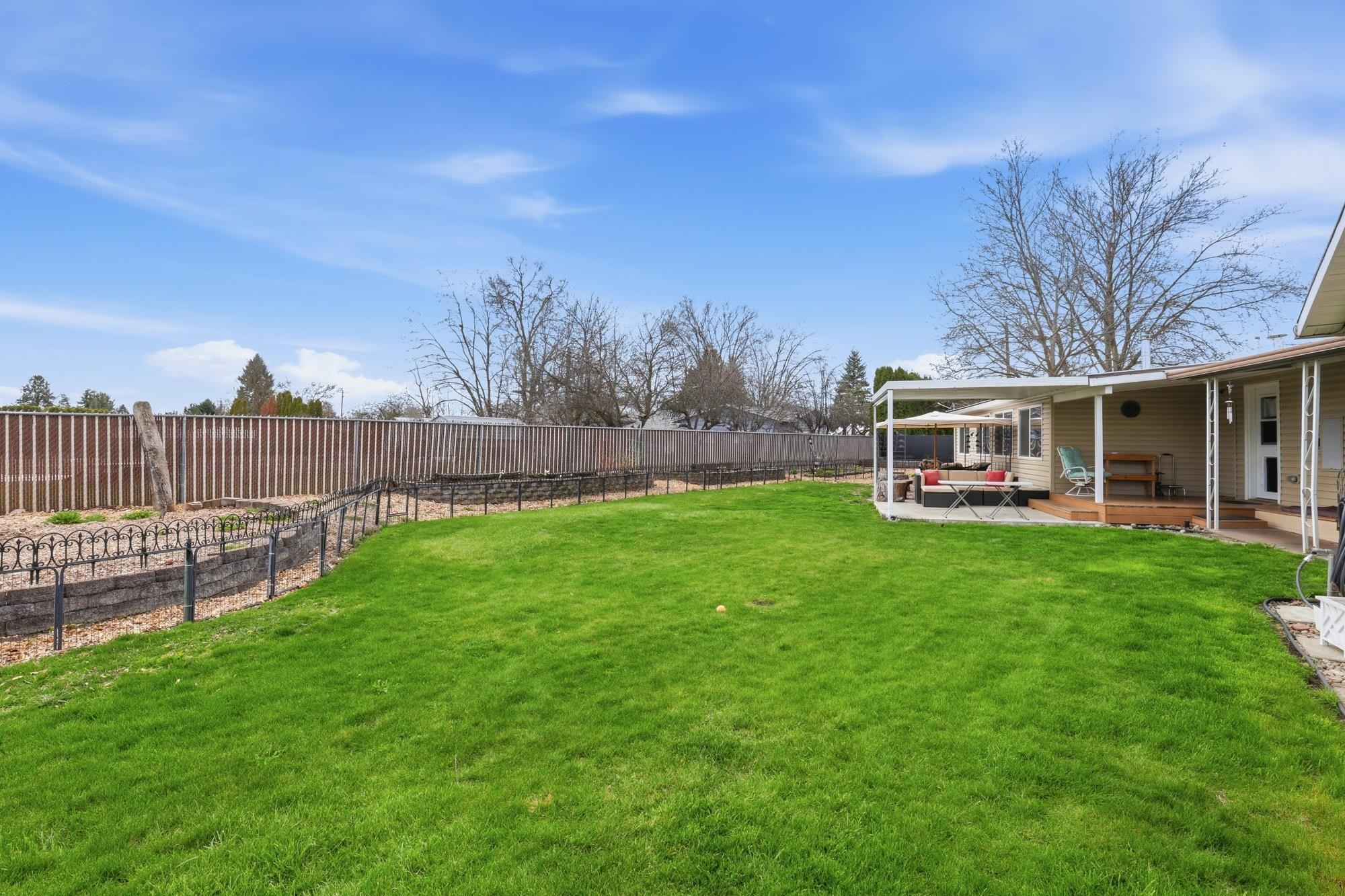 18720 E Fairview Ct - Photo 31