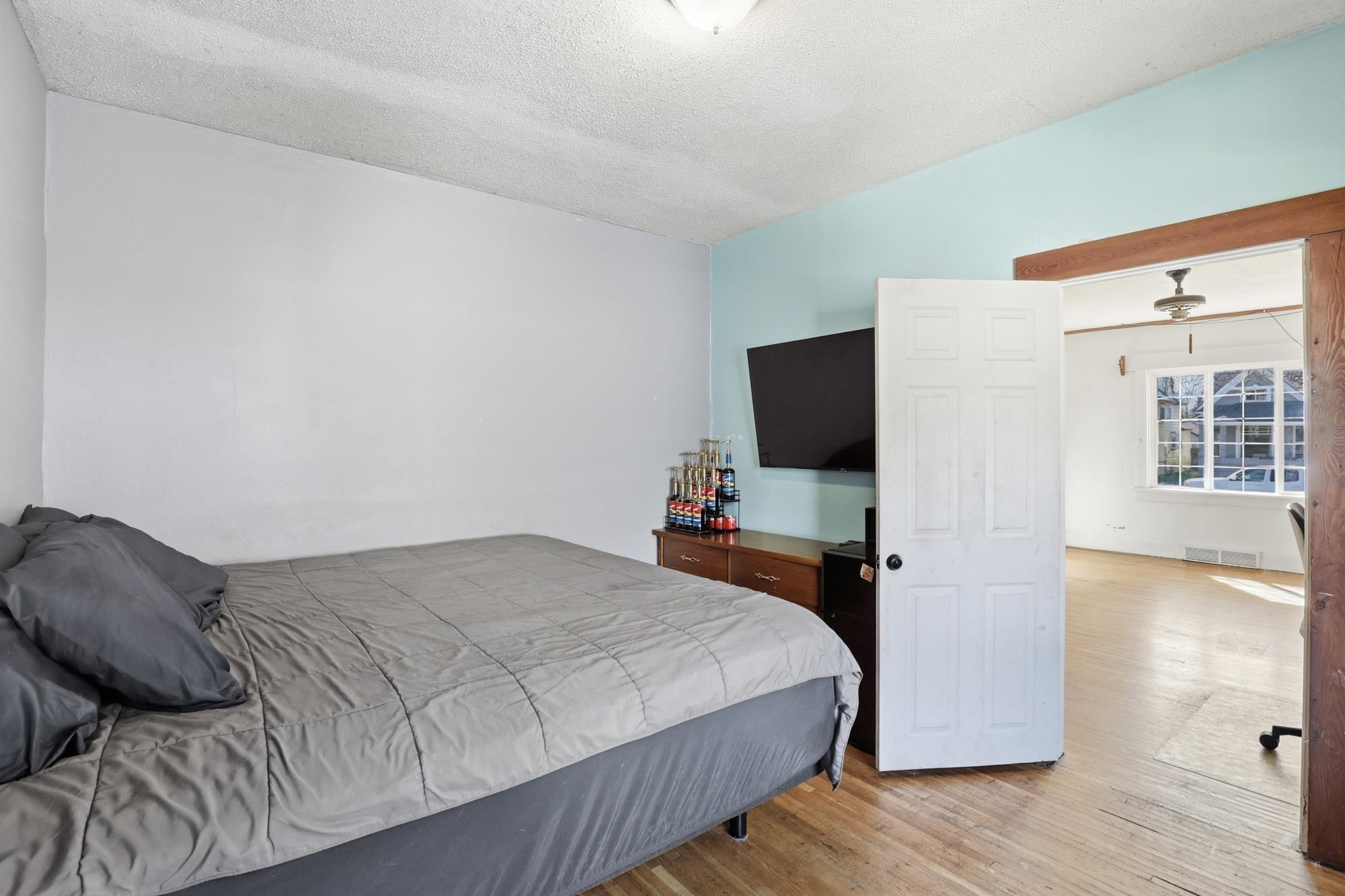 2216 W Dean Ave - Photo 11
