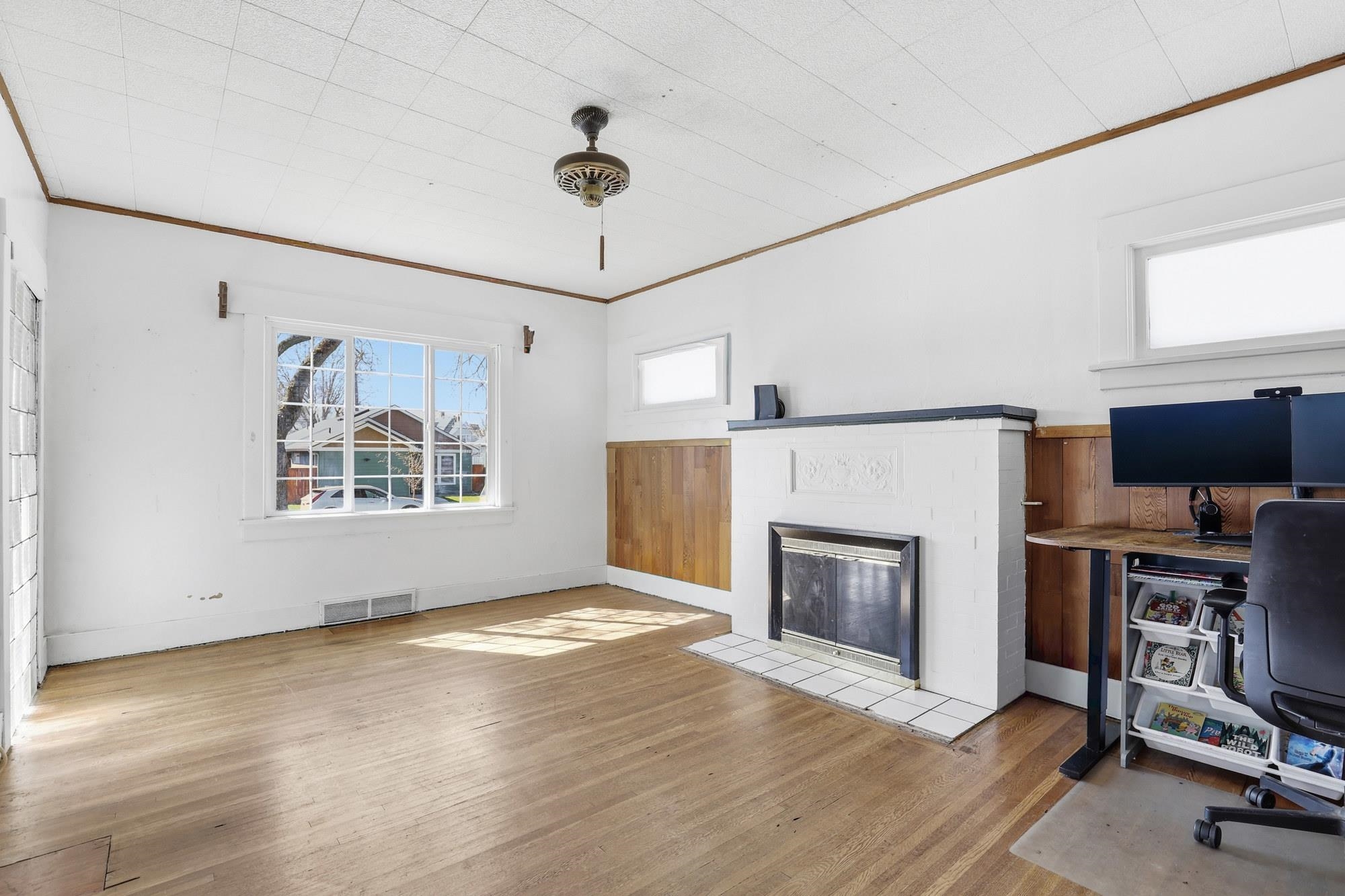 2216 W Dean Ave - Photo 3