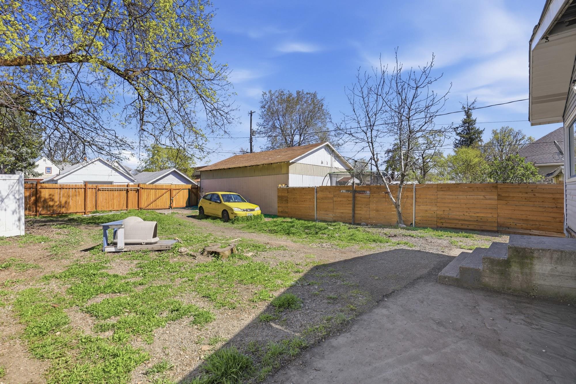 2216 W Dean Ave - Photo 24