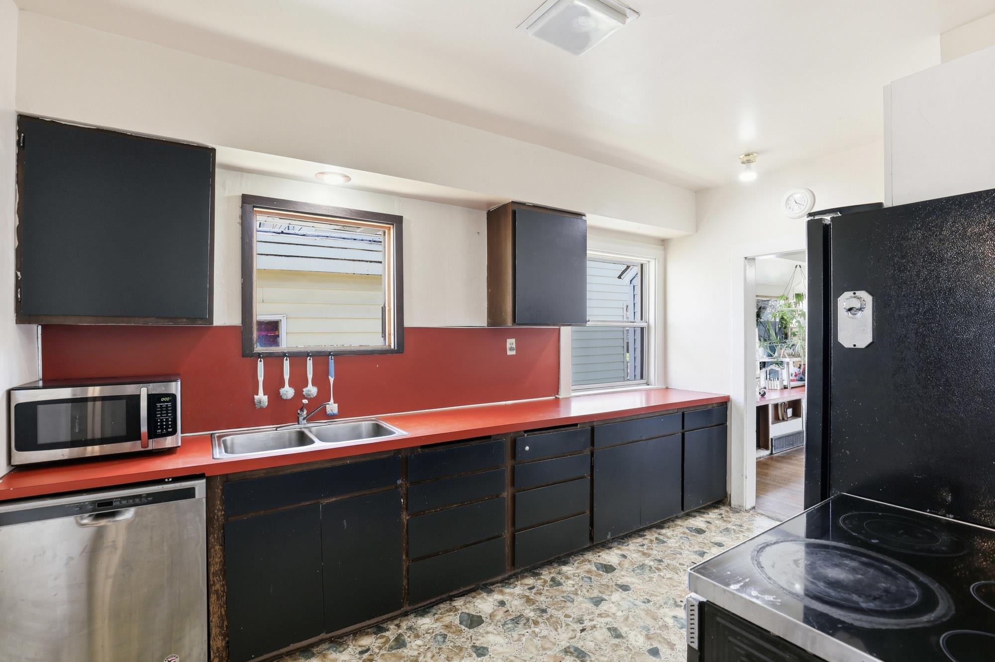2216 W Dean Ave - Photo 9