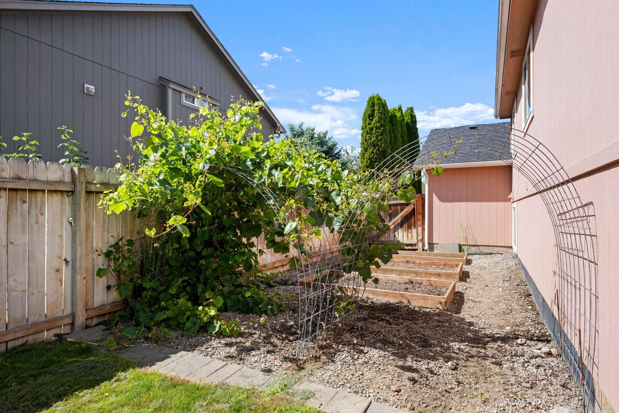 14706 E Queen Ave - Photo 29