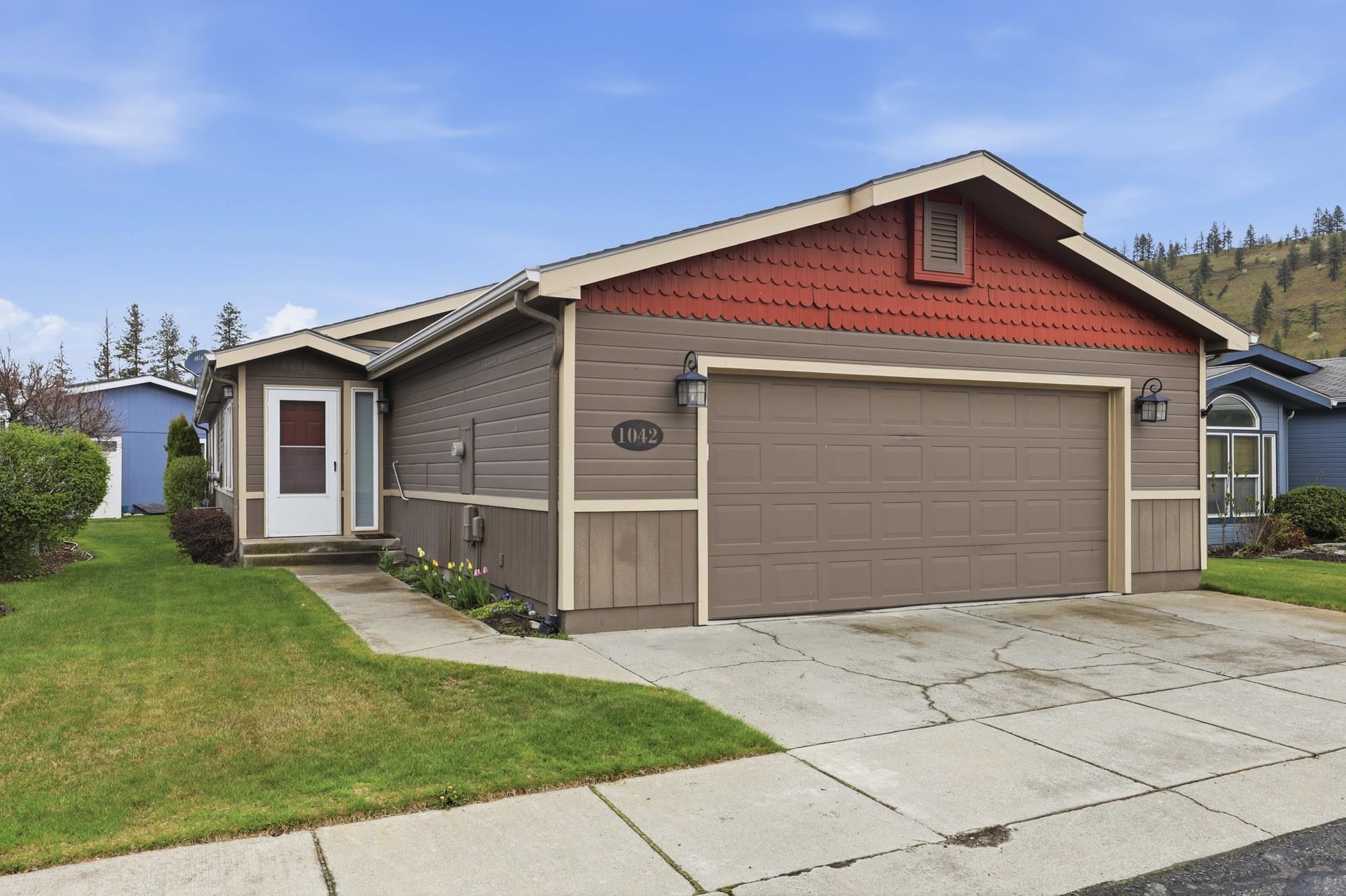 1042 W Sunny Creek Cir - Photo 1