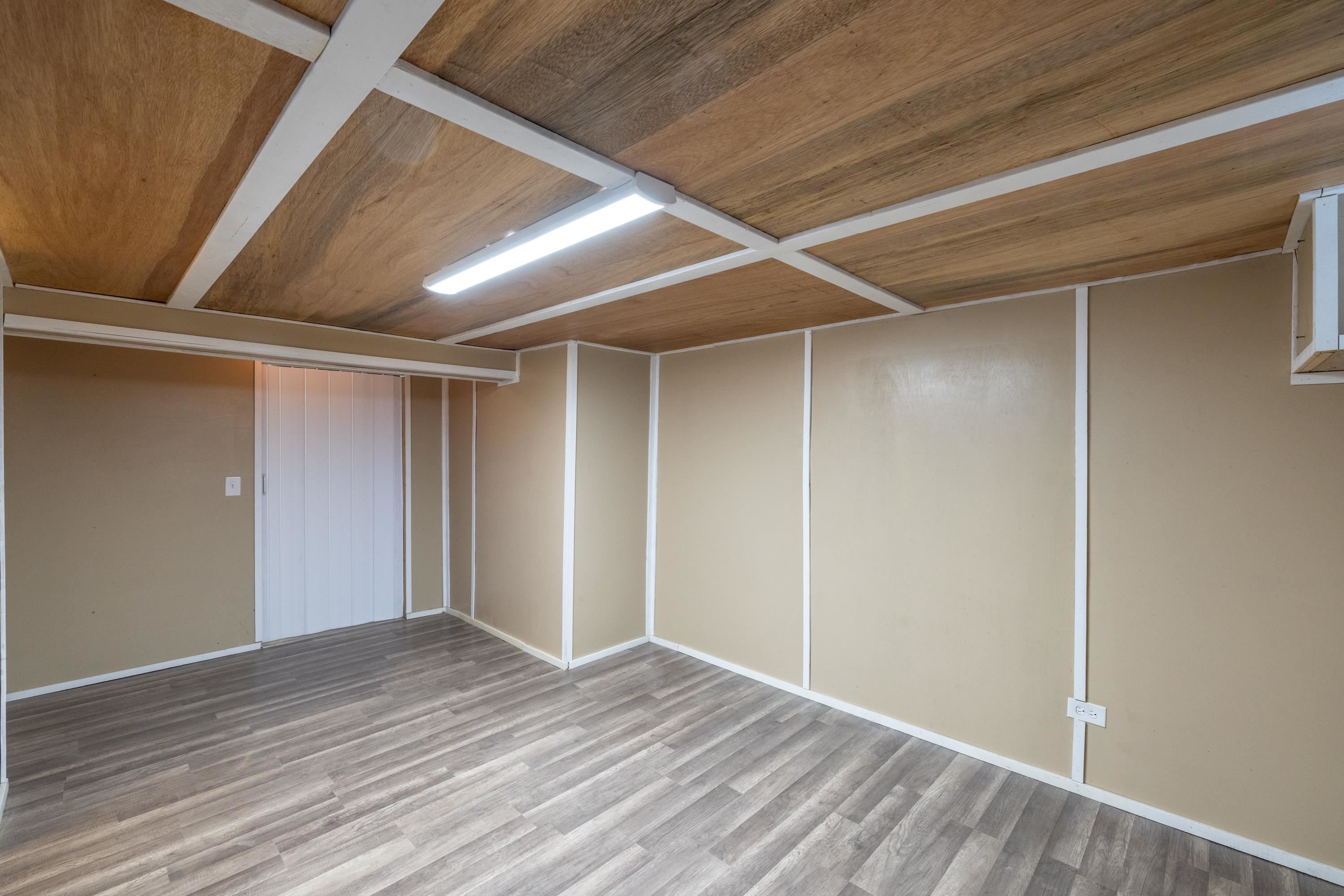 1315 W Indiana Ave - Photo 19