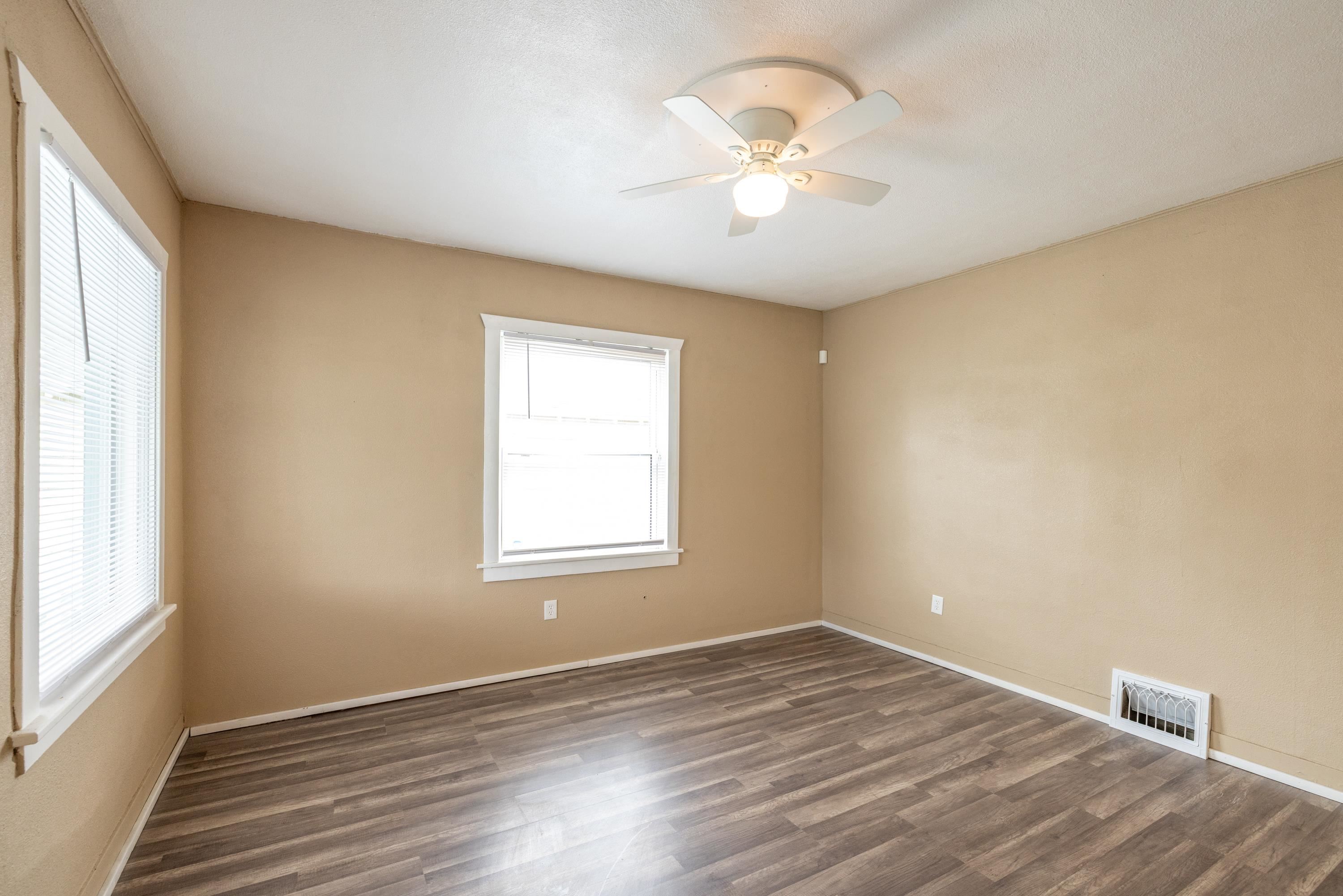 1315 W Indiana Ave - Photo 6