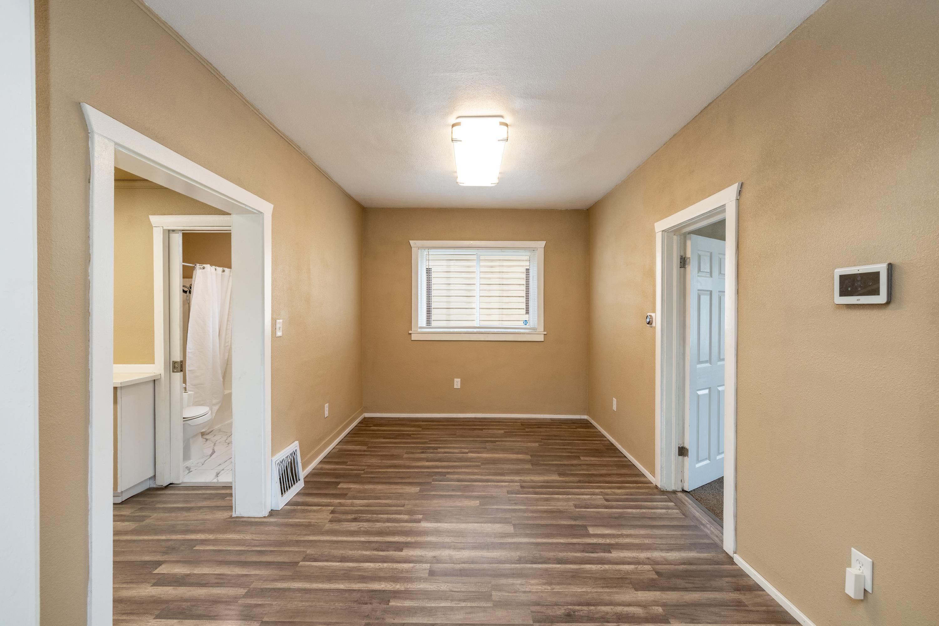 1315 W Indiana Ave - Photo 8