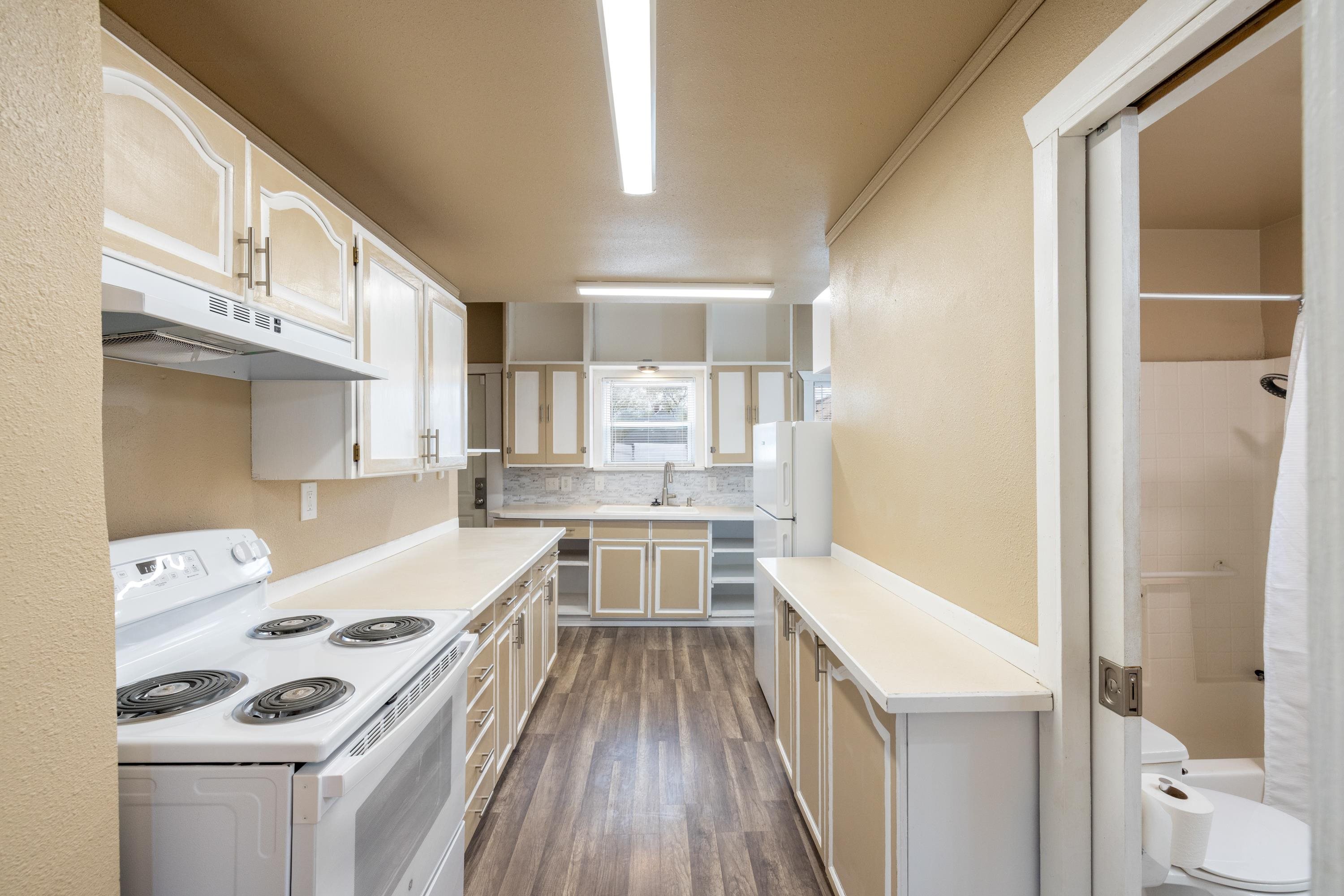 1315 W Indiana Ave - Photo 10