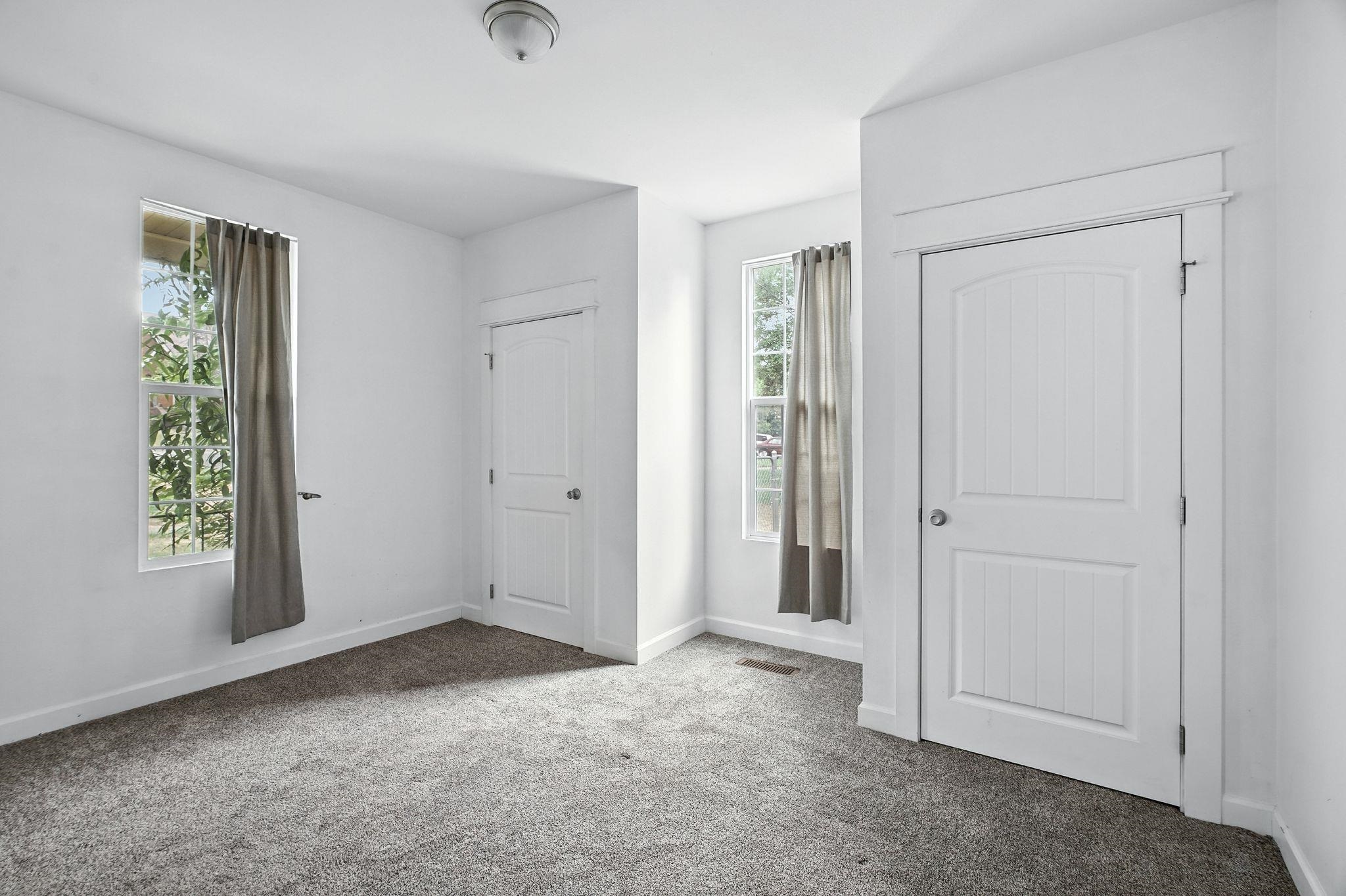 217 S Broadway St - Photo 24