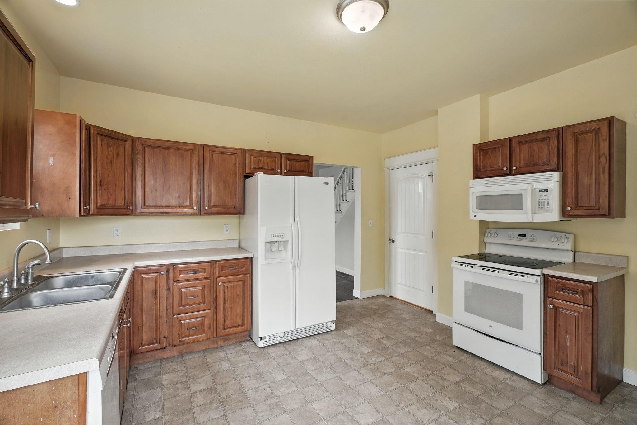 217 S Broadway St - Photo 4
