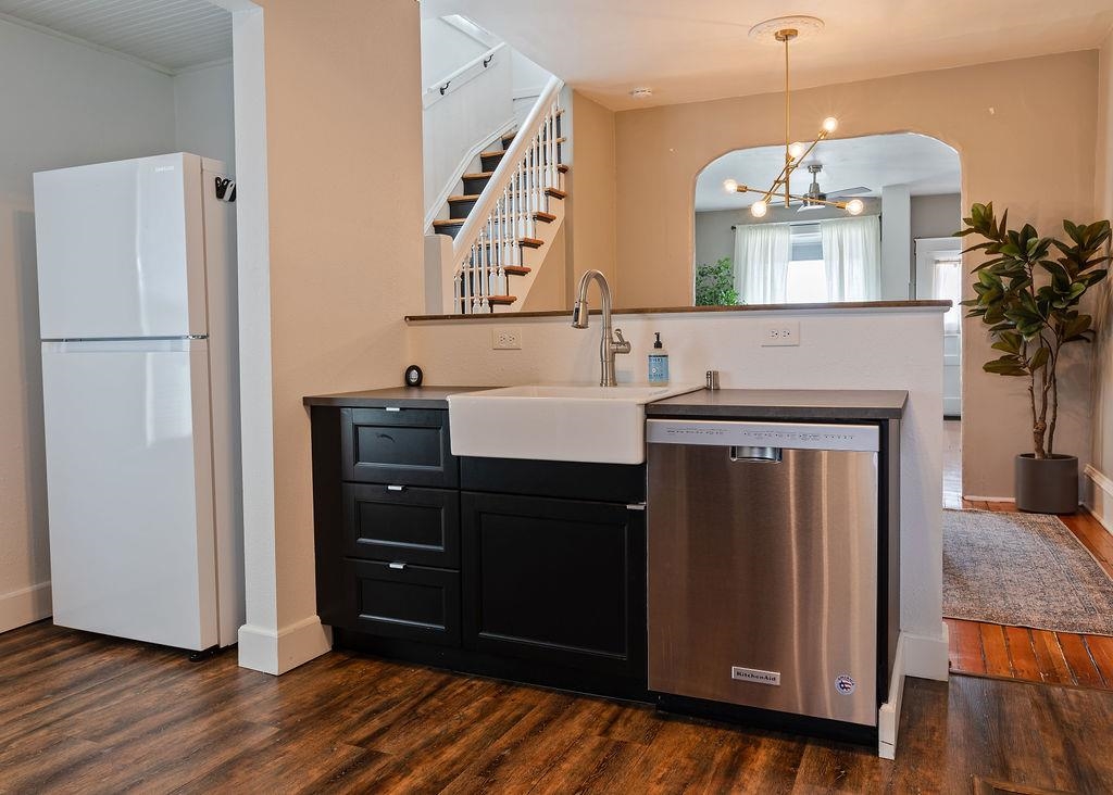 1510 W College Ave - Photo 13