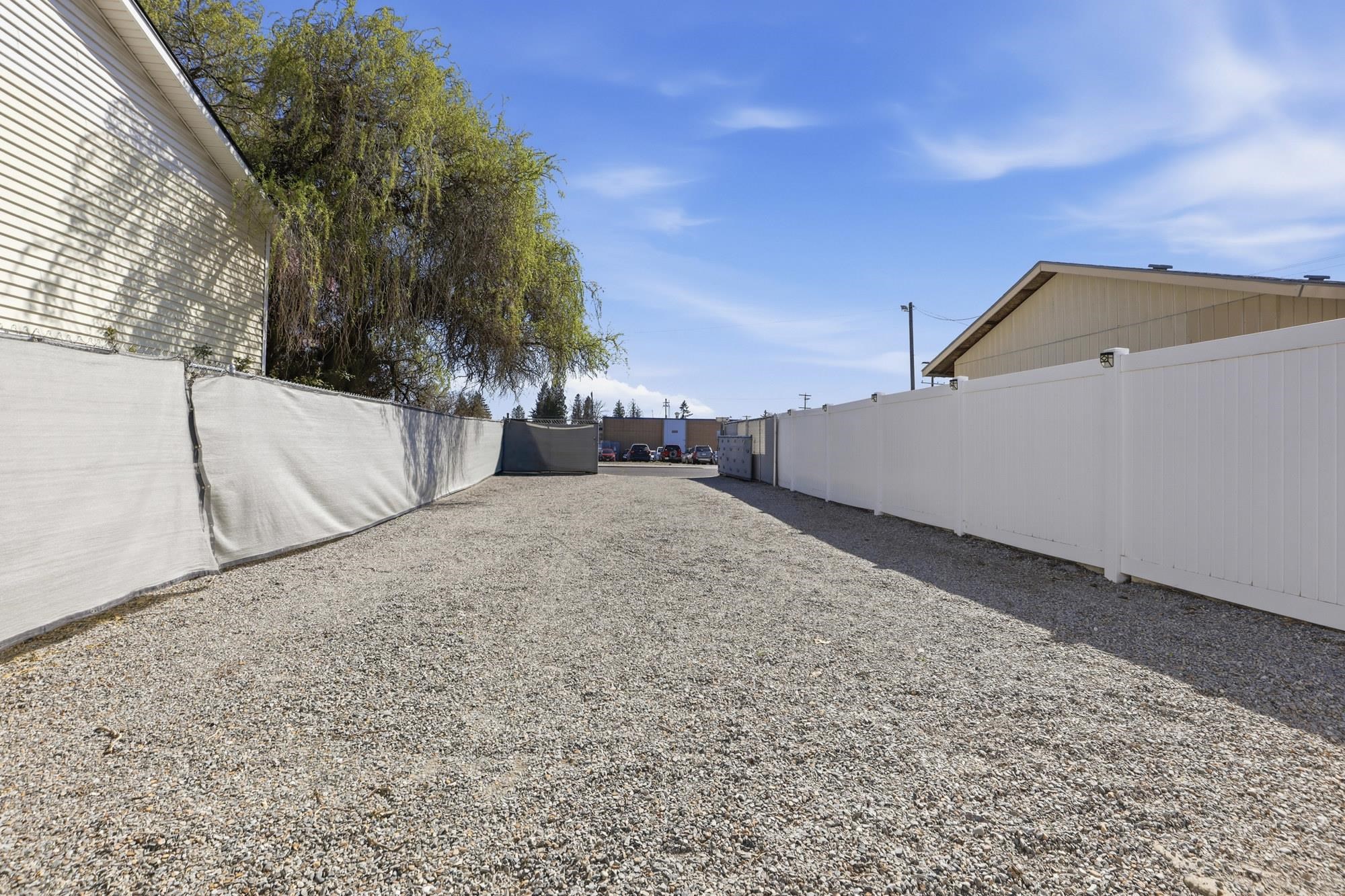 4006 N Crestline St - Photo 23