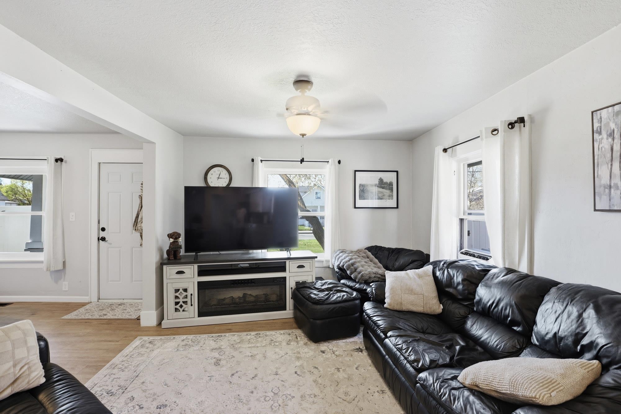 4006 N Crestline St - Photo 4