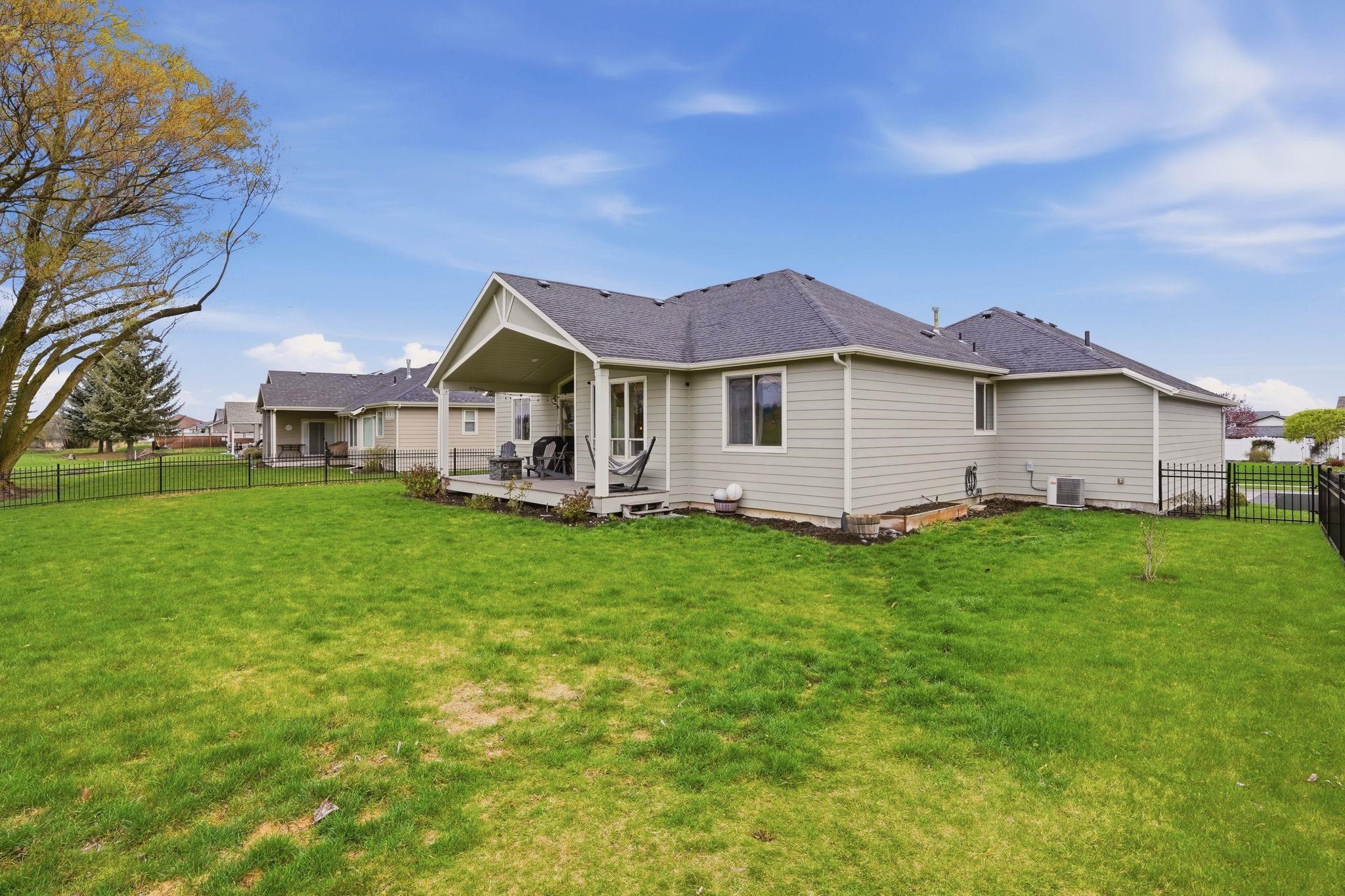 9723 W January Dr - Photo 30