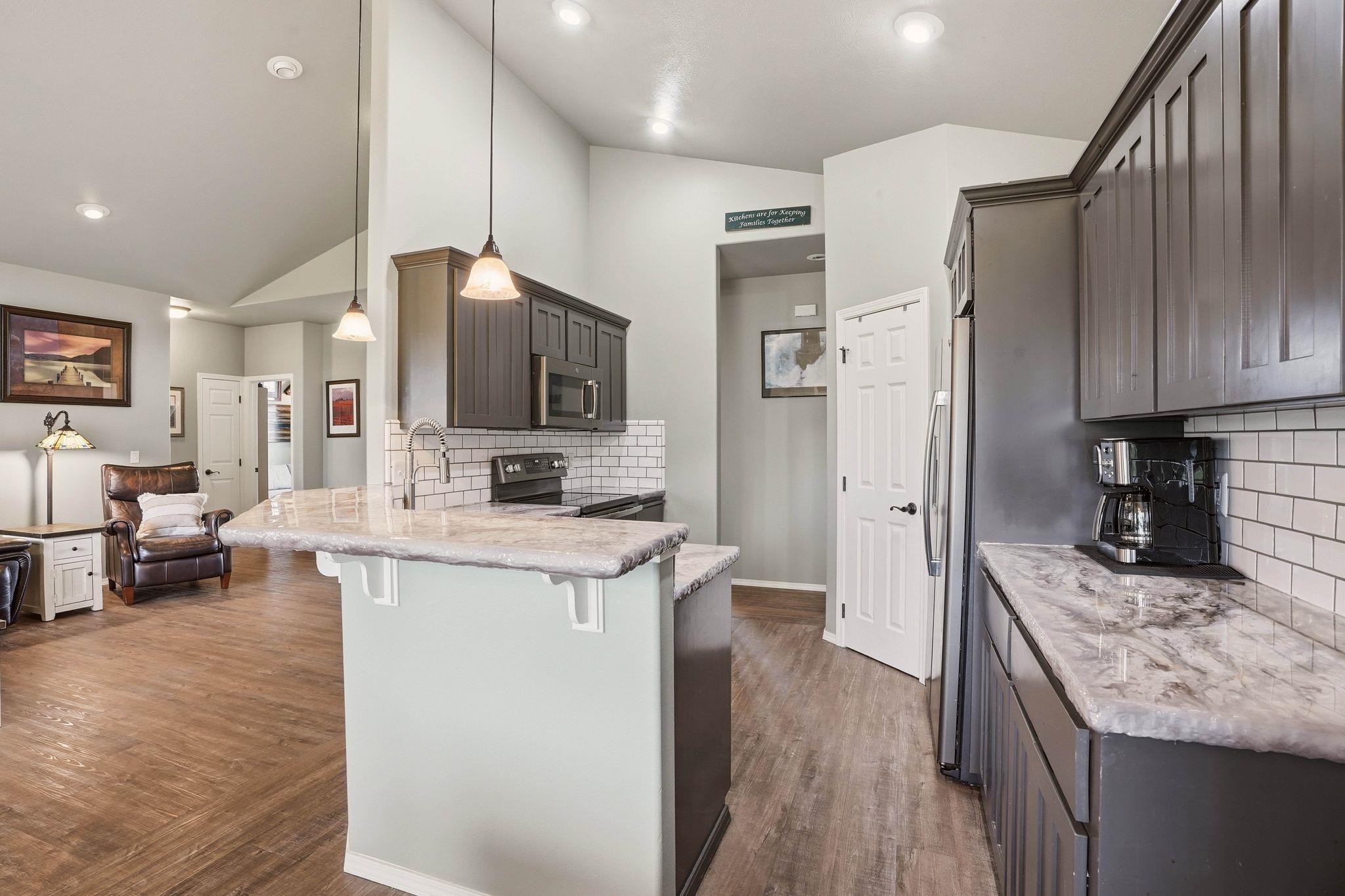 9723 W January Dr - Photo 4