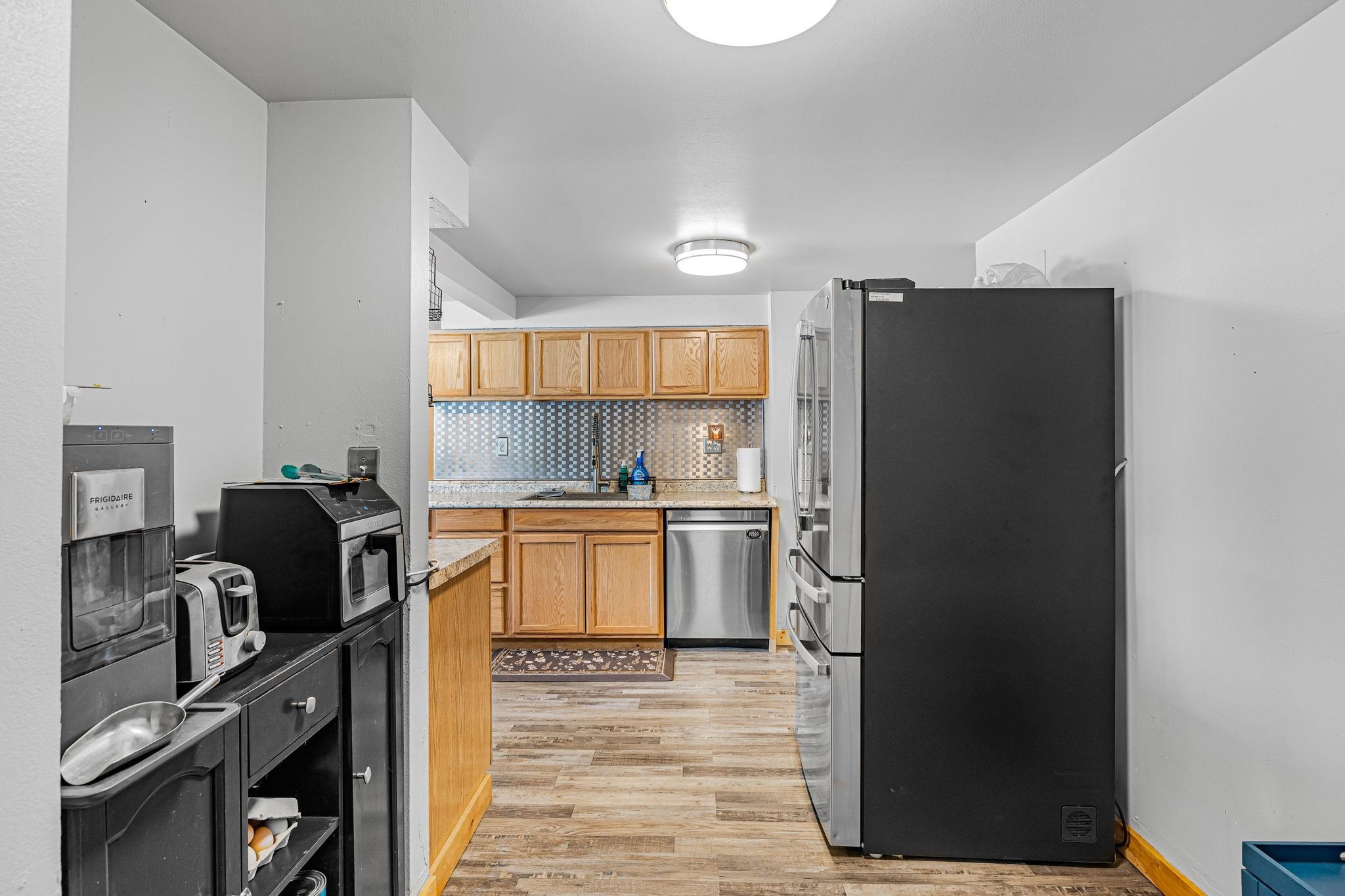 12707 E 8TH Ave - Photo 8