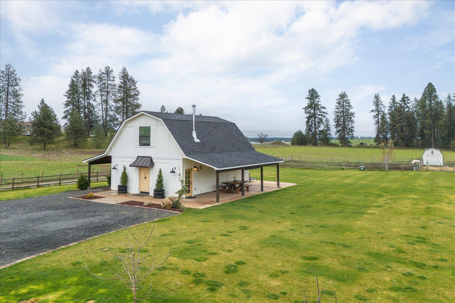 10201 W Jensen Rd - Photo 3