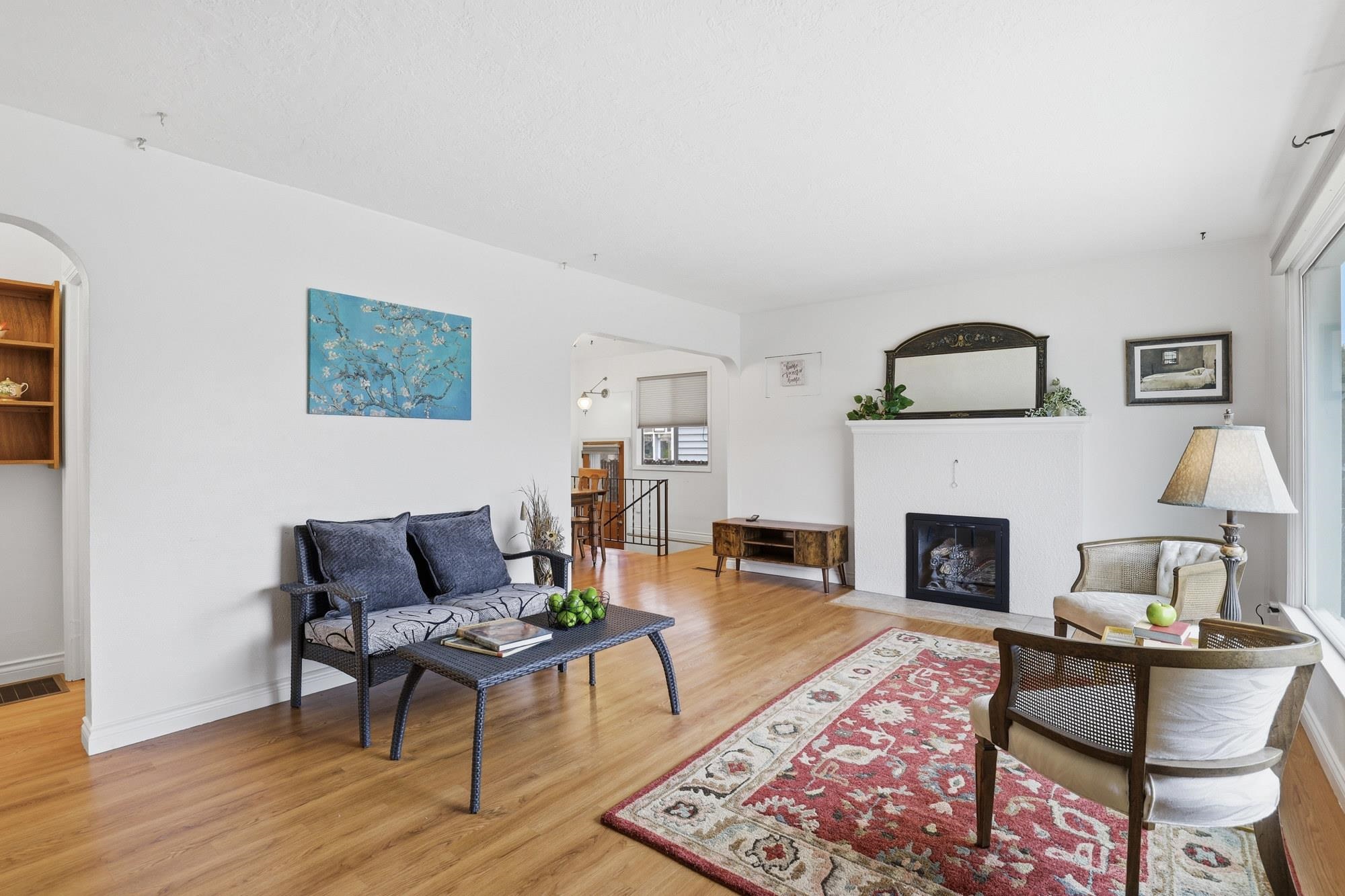 1107 E EMPIRE Ave - Photo 4