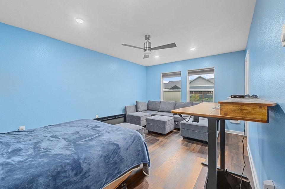 430 E 9TH Ave - Photo 16