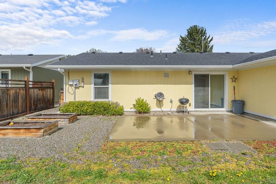 430 E 9TH Ave - Photo 28