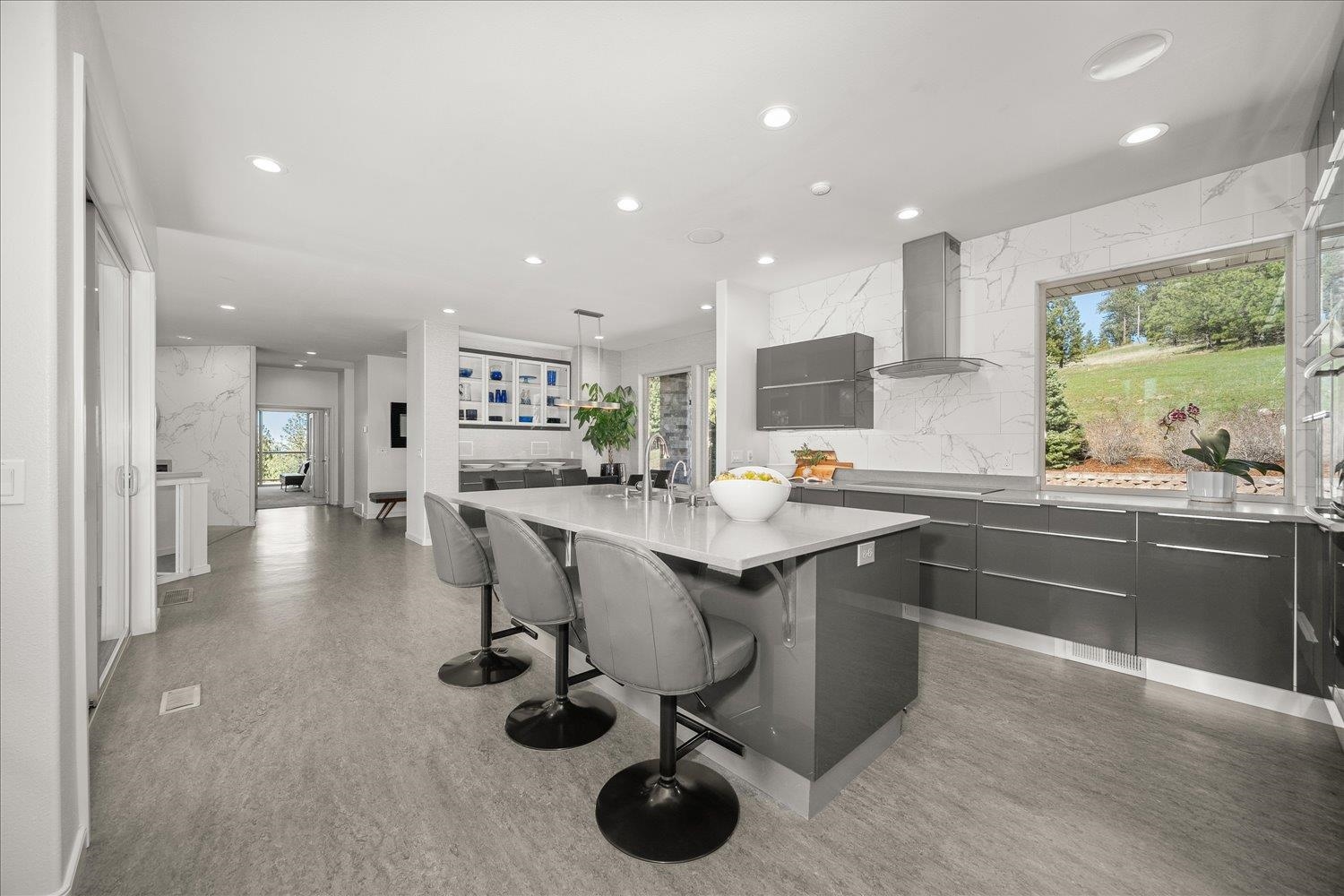 7409 E 44th Ave - Photo 11