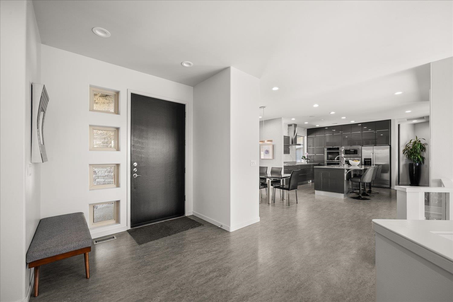 7409 E 44th Ave - Photo 4