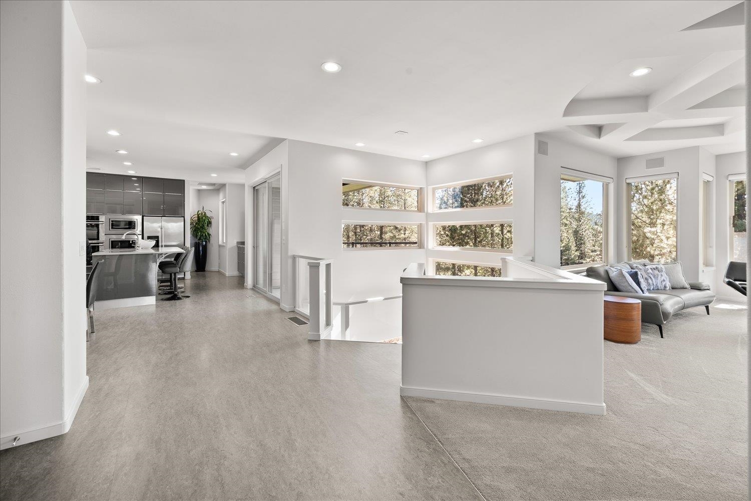 7409 E 44th Ave - Photo 5