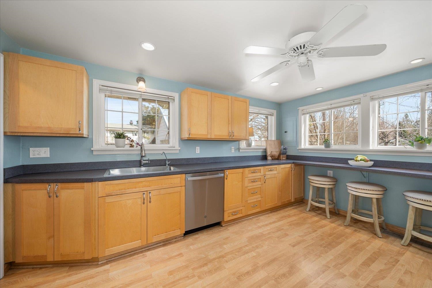 3407 E 35th Ave - Photo 8