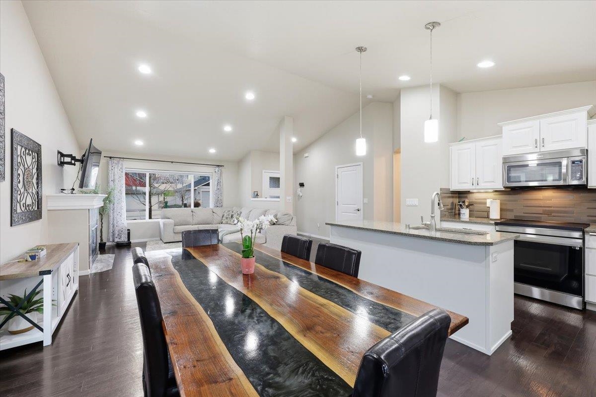 6831 S Blackwing Ct - Photo 11