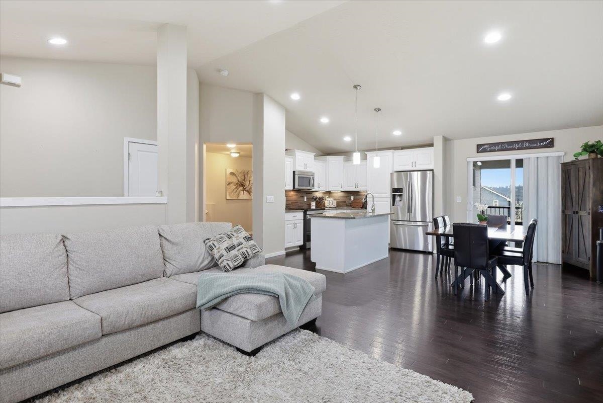 6831 S Blackwing Ct - Photo 8