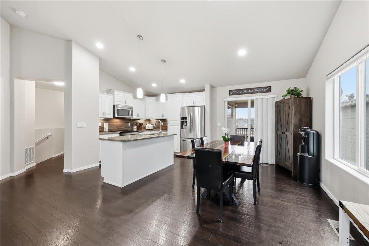 6831 S Blackwing Ct - Photo 9
