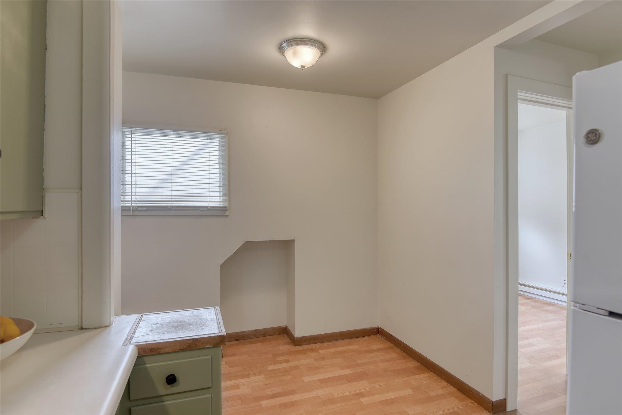 618 E 23RD Ave - Photo 14