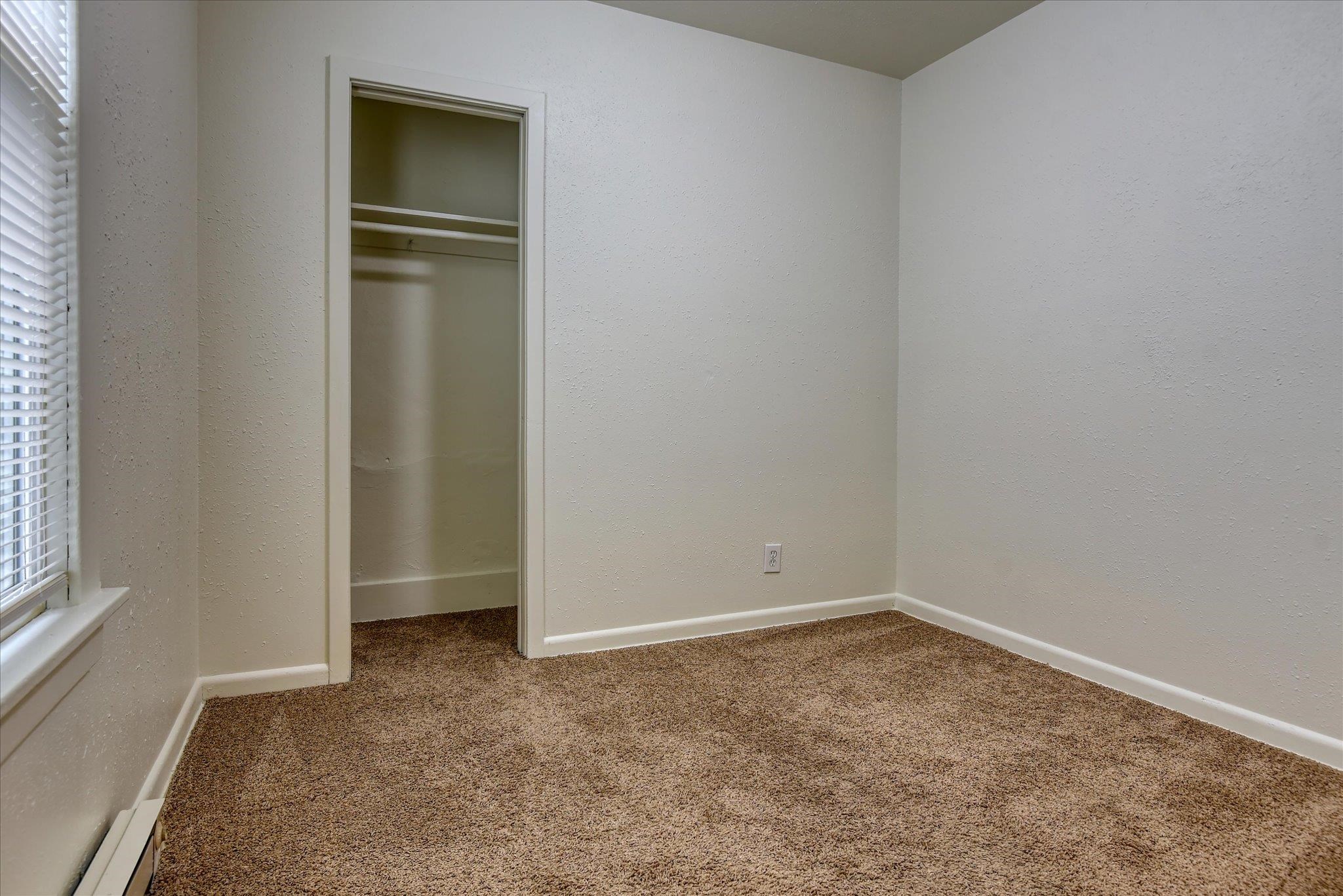 618 E 23RD Ave - Photo 17