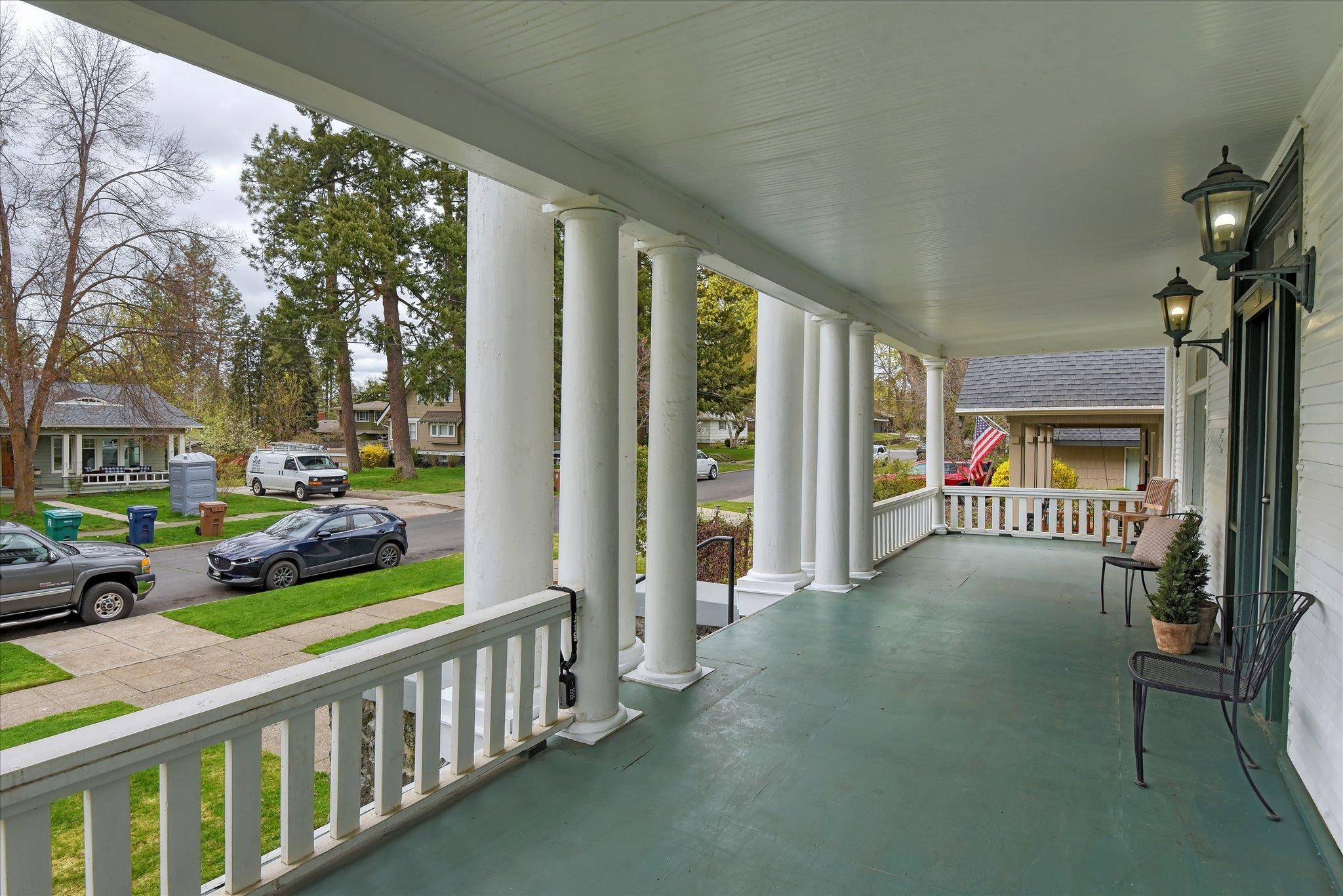 618 E 23RD Ave - Photo 19