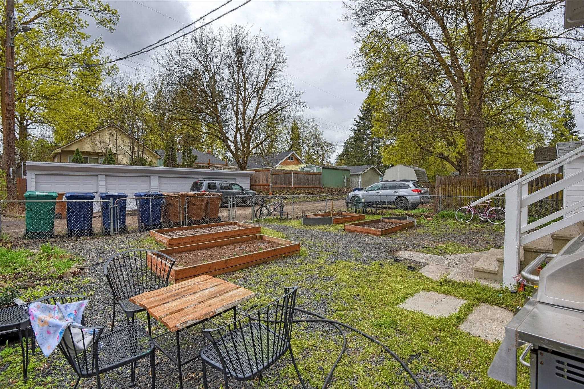 618 E 23RD Ave - Photo 22