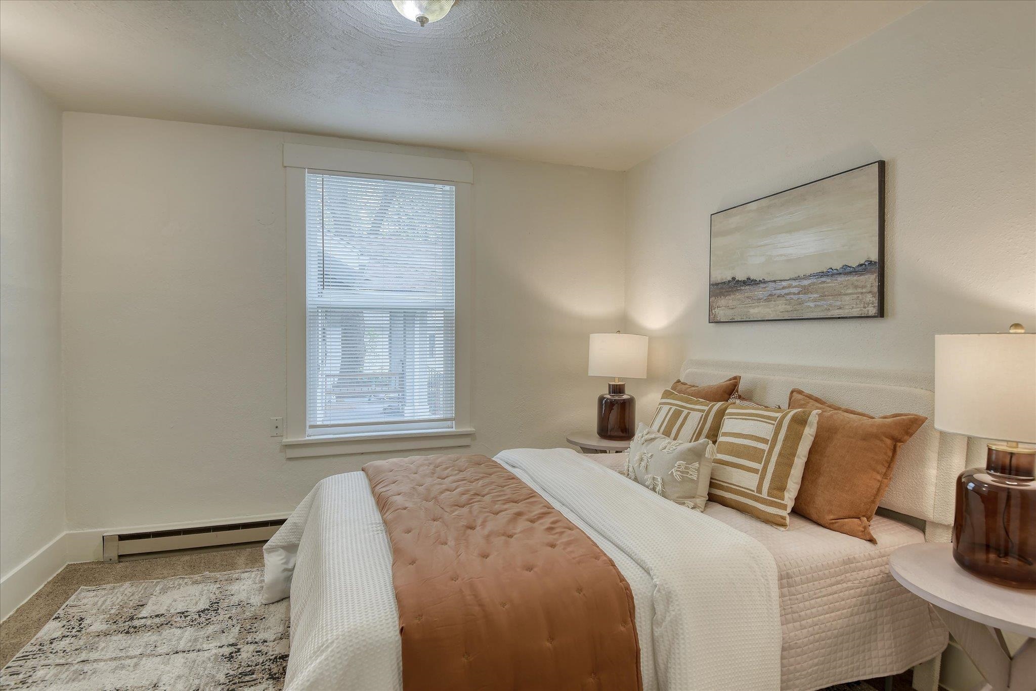 618 E 23RD Ave - Photo 8